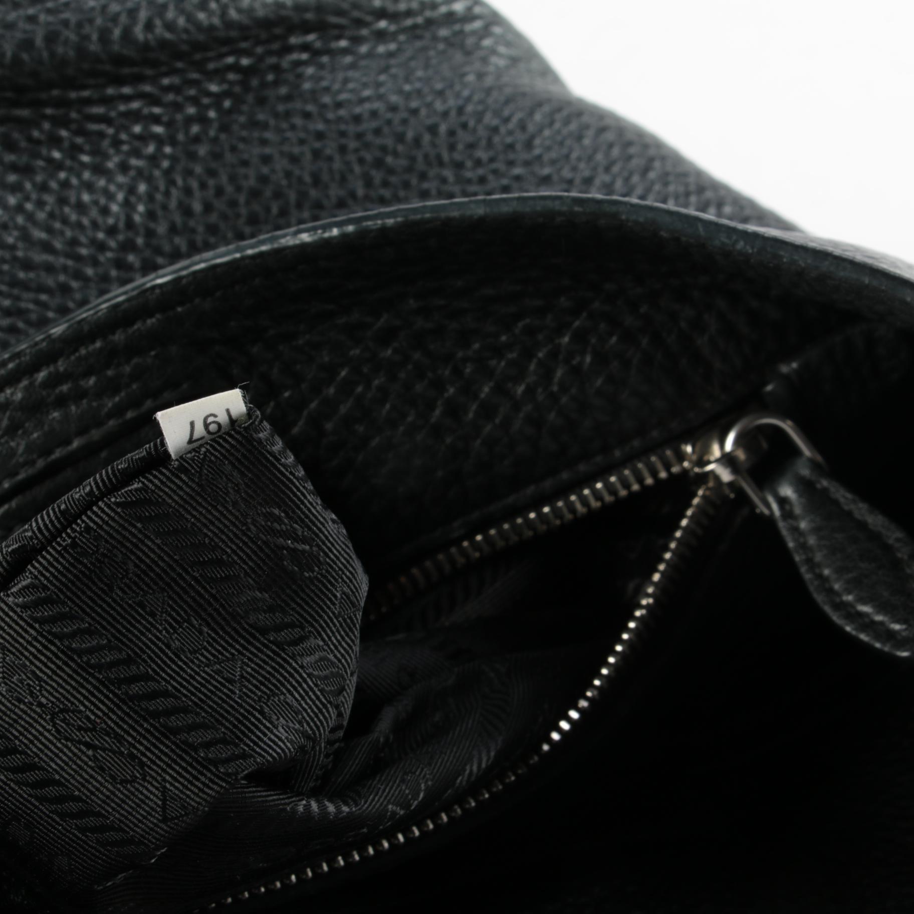 Prada Vitello Daino Leather Bucket Bag in Black