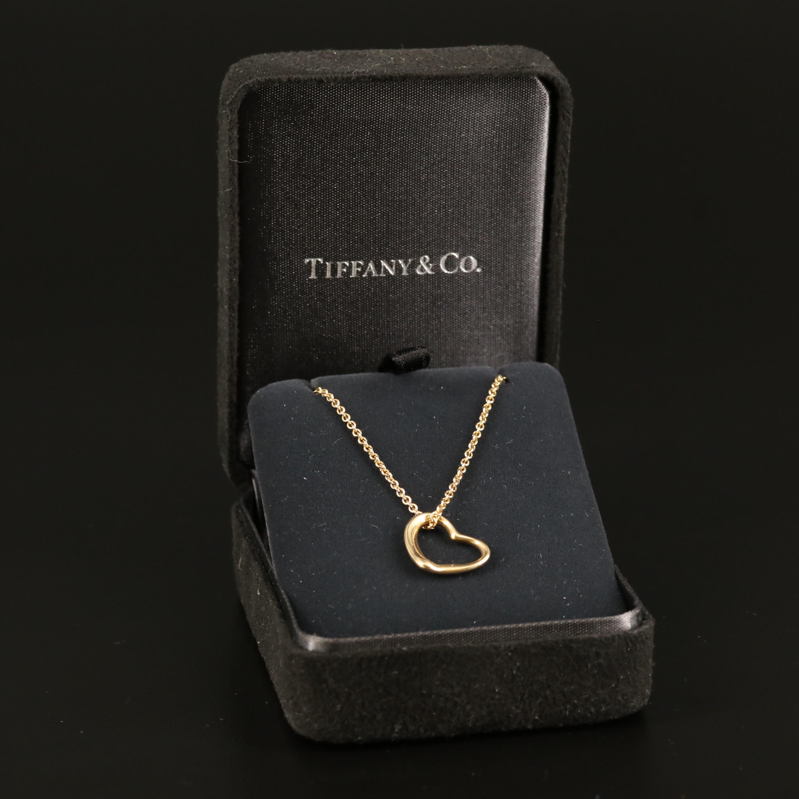 Elsa Peretti for Tiffany & Co. Vintage 18K Open Heart Pendant Necklace