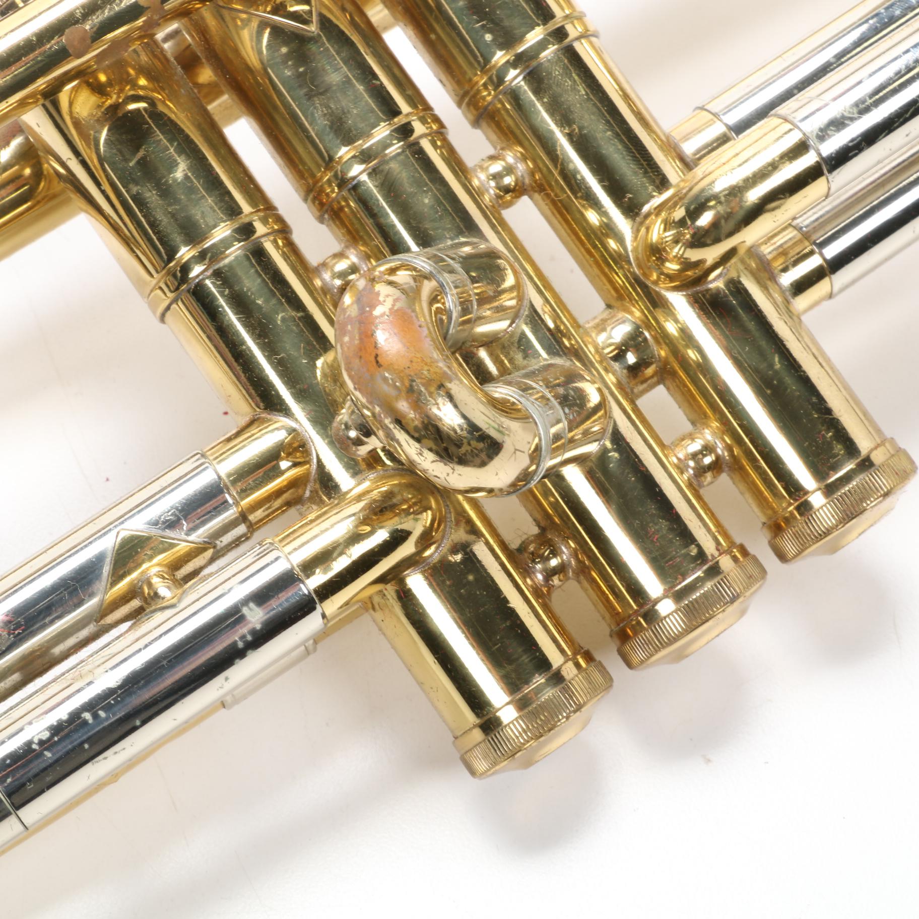 Reynolds Medalist Trumpet with Travel Case and Harmon Mute