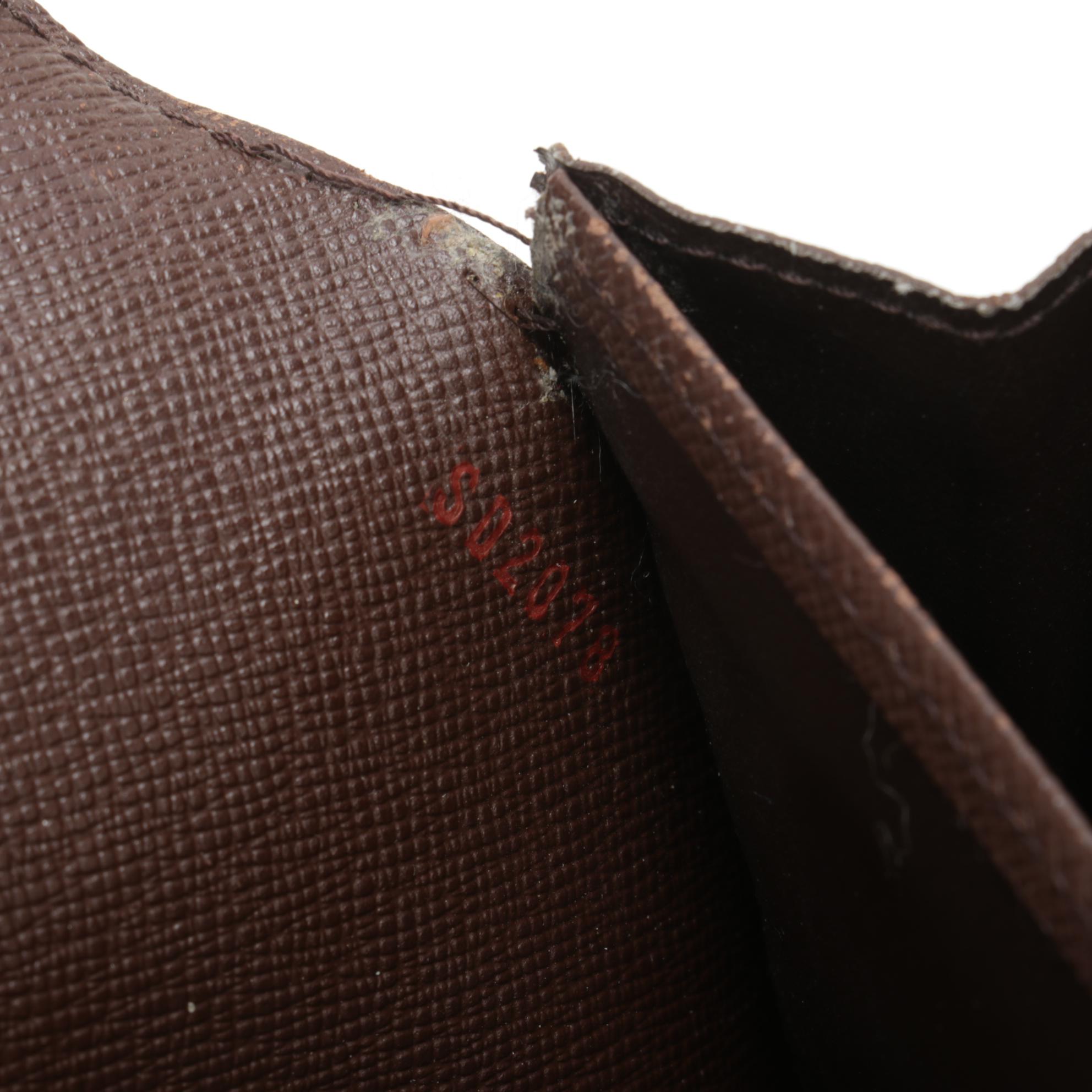 Louis Vuitton Sarah Wallet in Damier Ebene Canvas