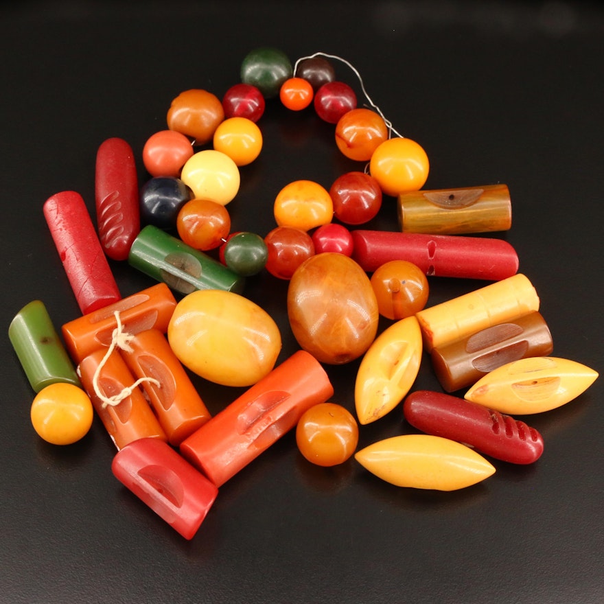 Loose Bakelite and Early Plastic Beads