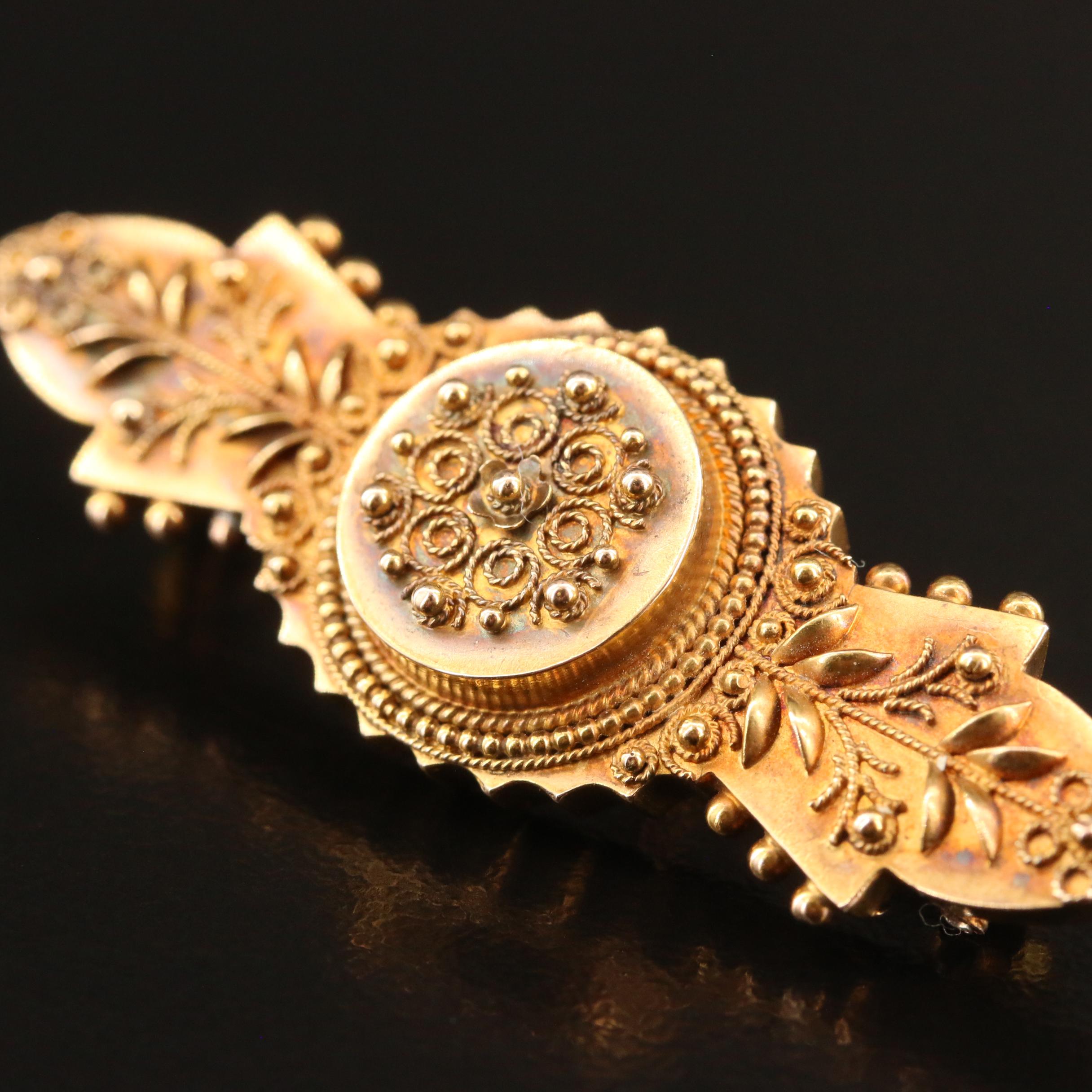 Mid-Victorian 15K Brooch with Granulation Pattern