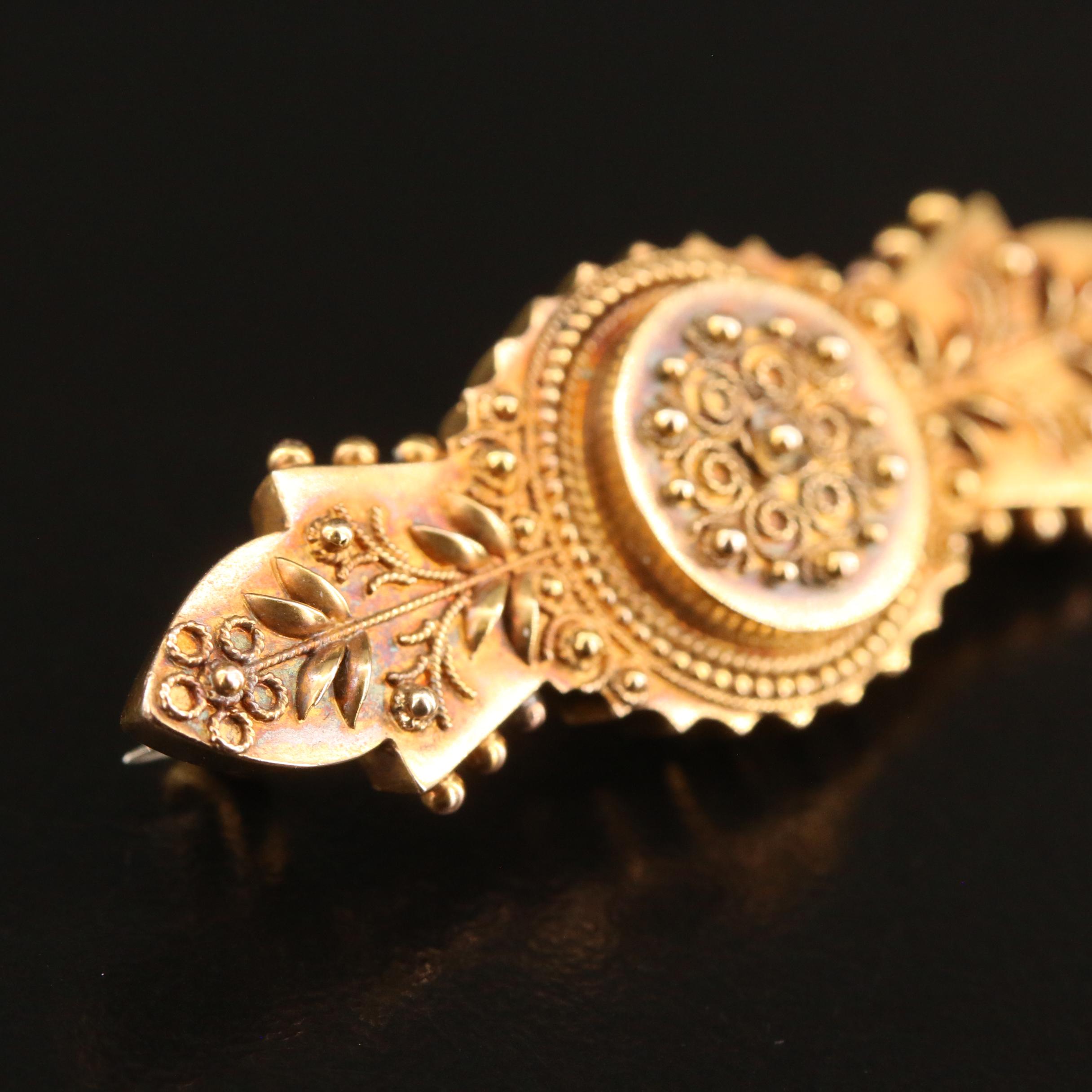 Mid-Victorian 15K Brooch with Granulation Pattern