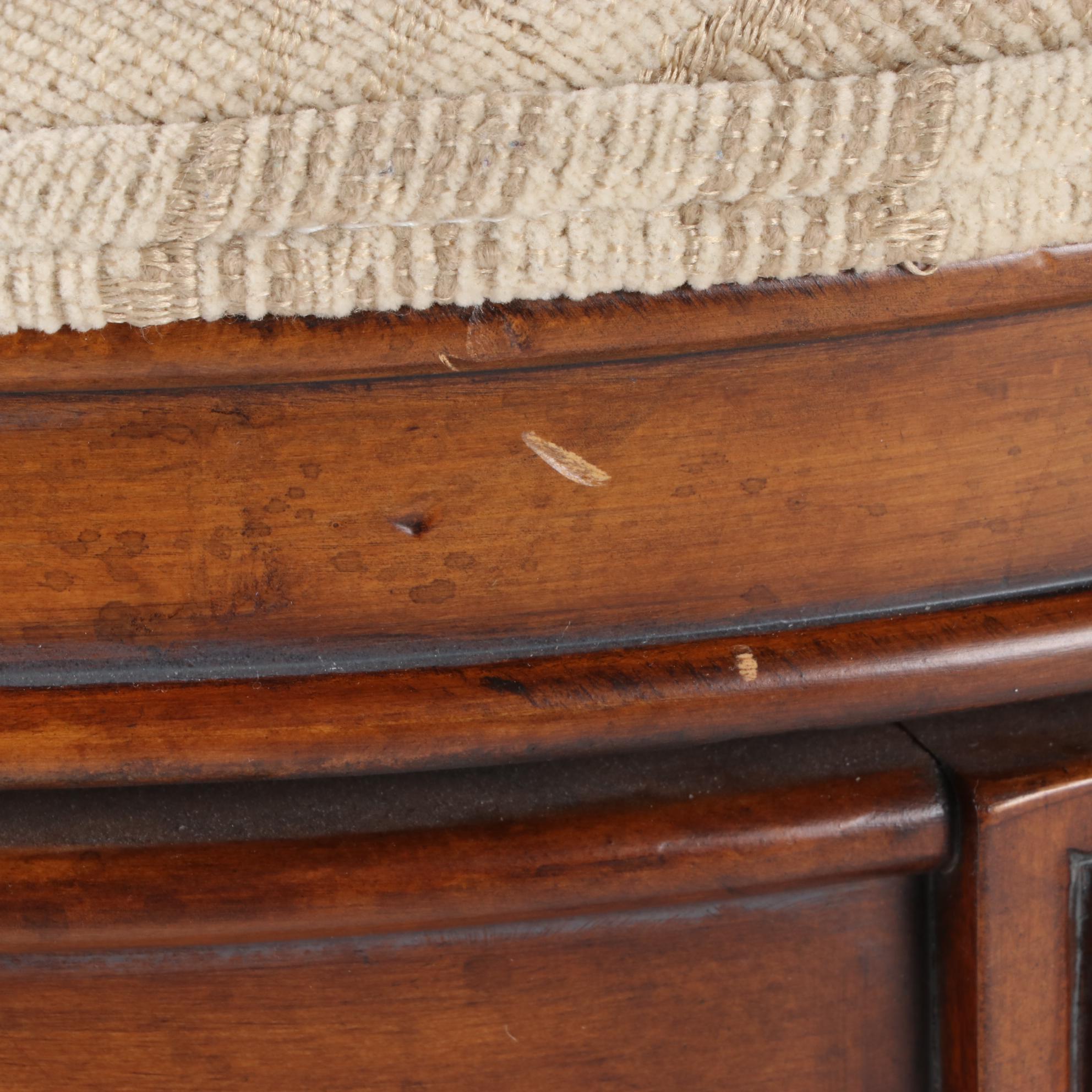 Three King Group Furniture Co. Swivel Bar Stools