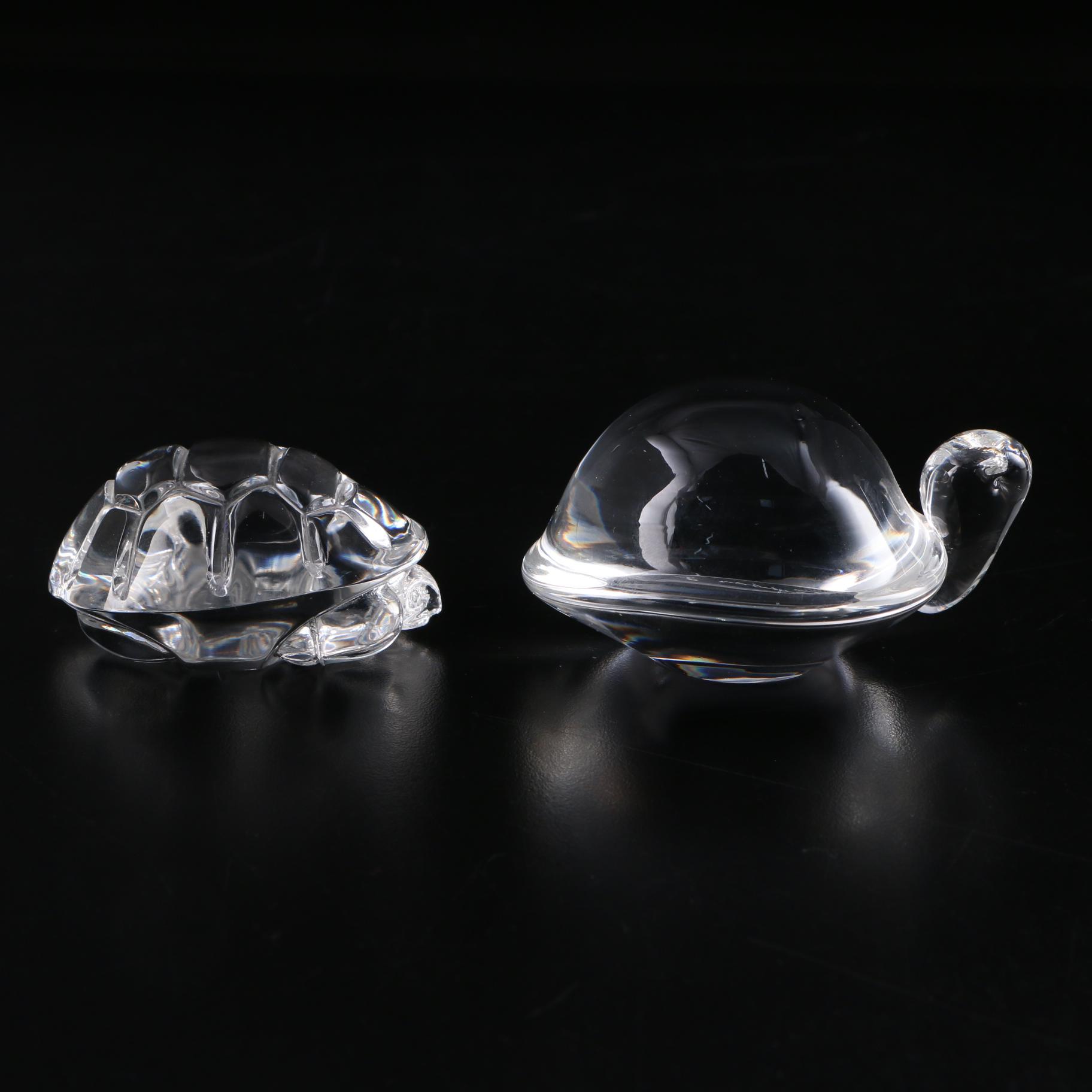 Steuben Art Glass Turtle Hand Cooler and Figurine Designed by Lloyd D. Atkins