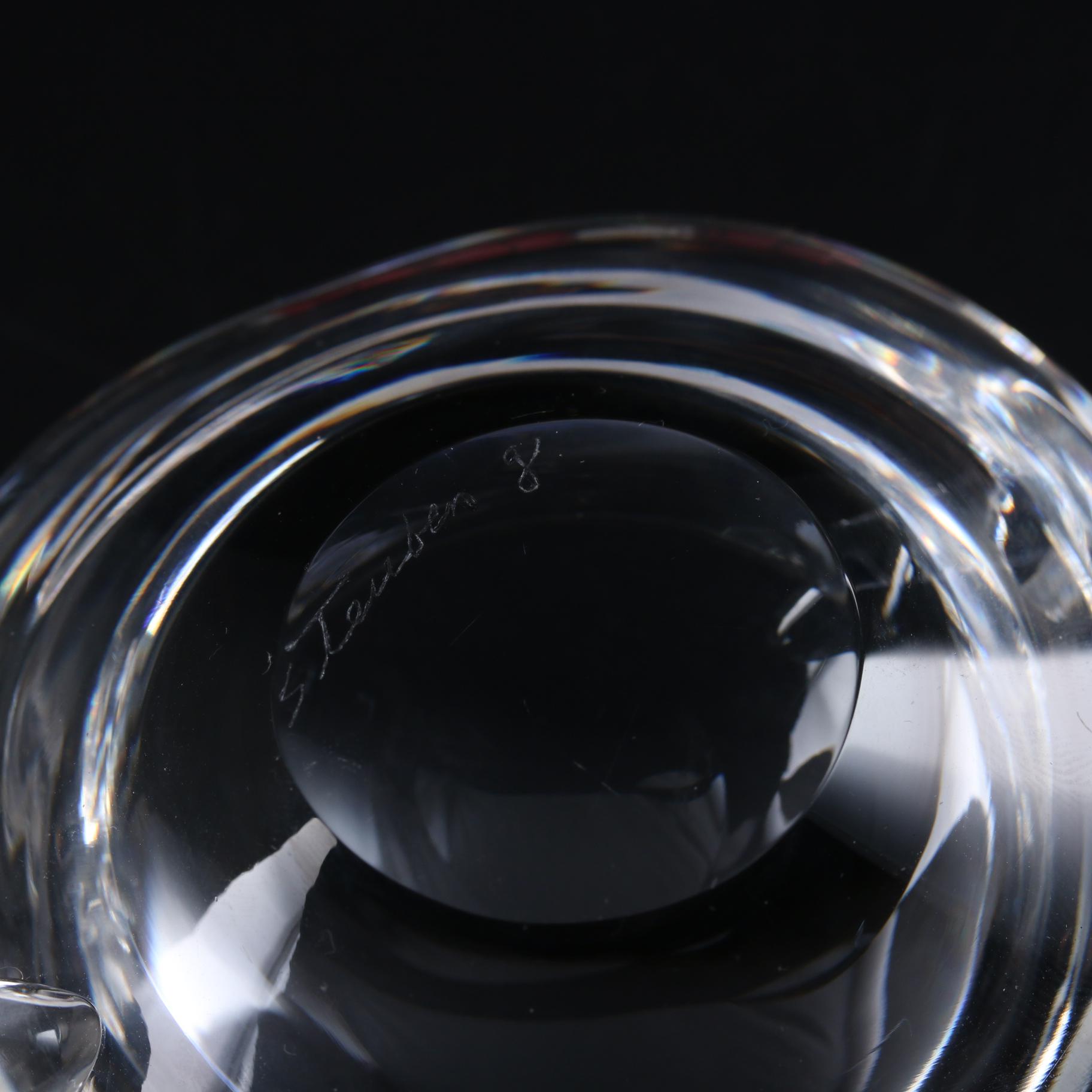 Steuben Art Glass Turtle Hand Cooler and Figurine Designed by Lloyd D. Atkins