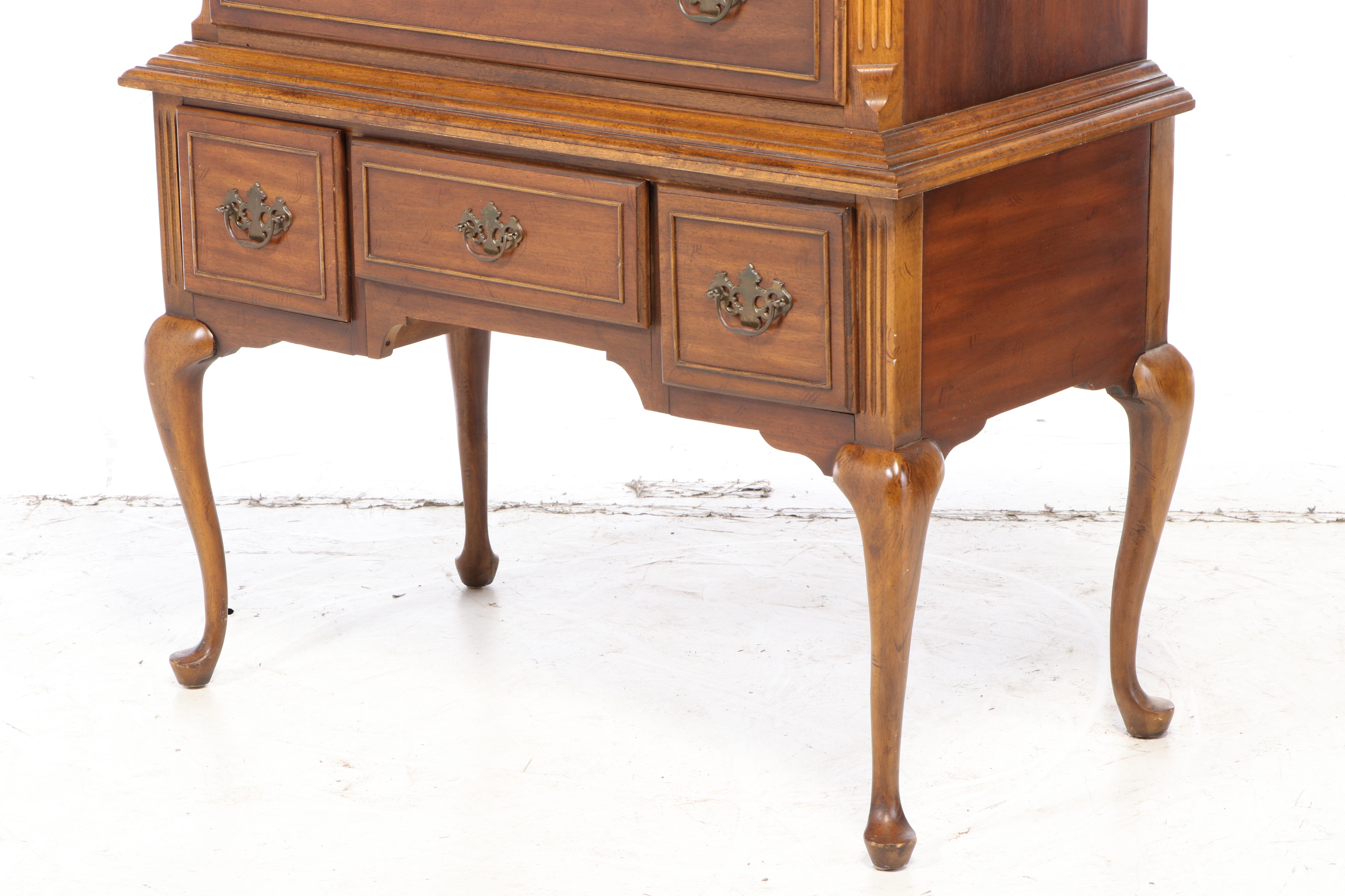 Hampton Court By Dixie Queen Anne Style Walnut Highboy, circa 1975