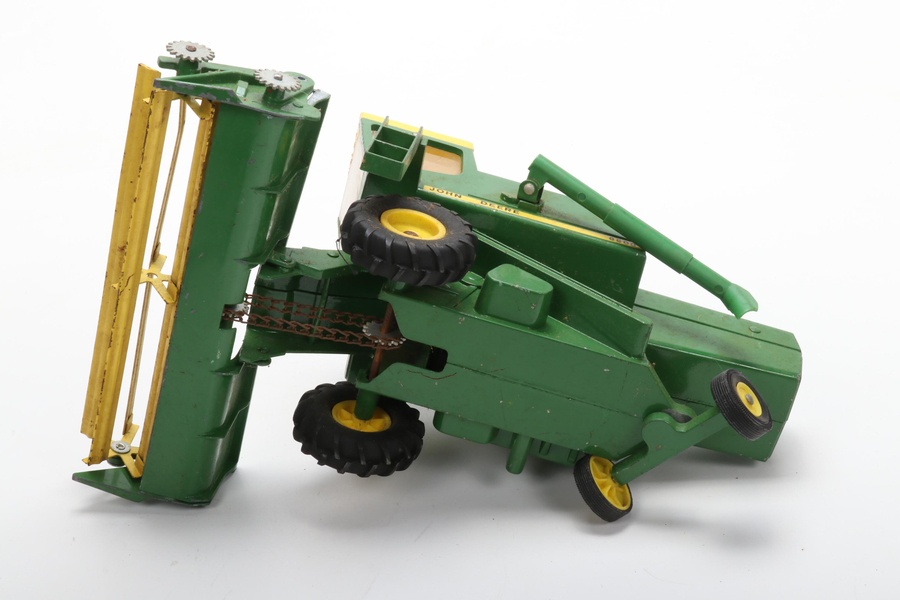 John Deere Diecast Model Farming Tractors
