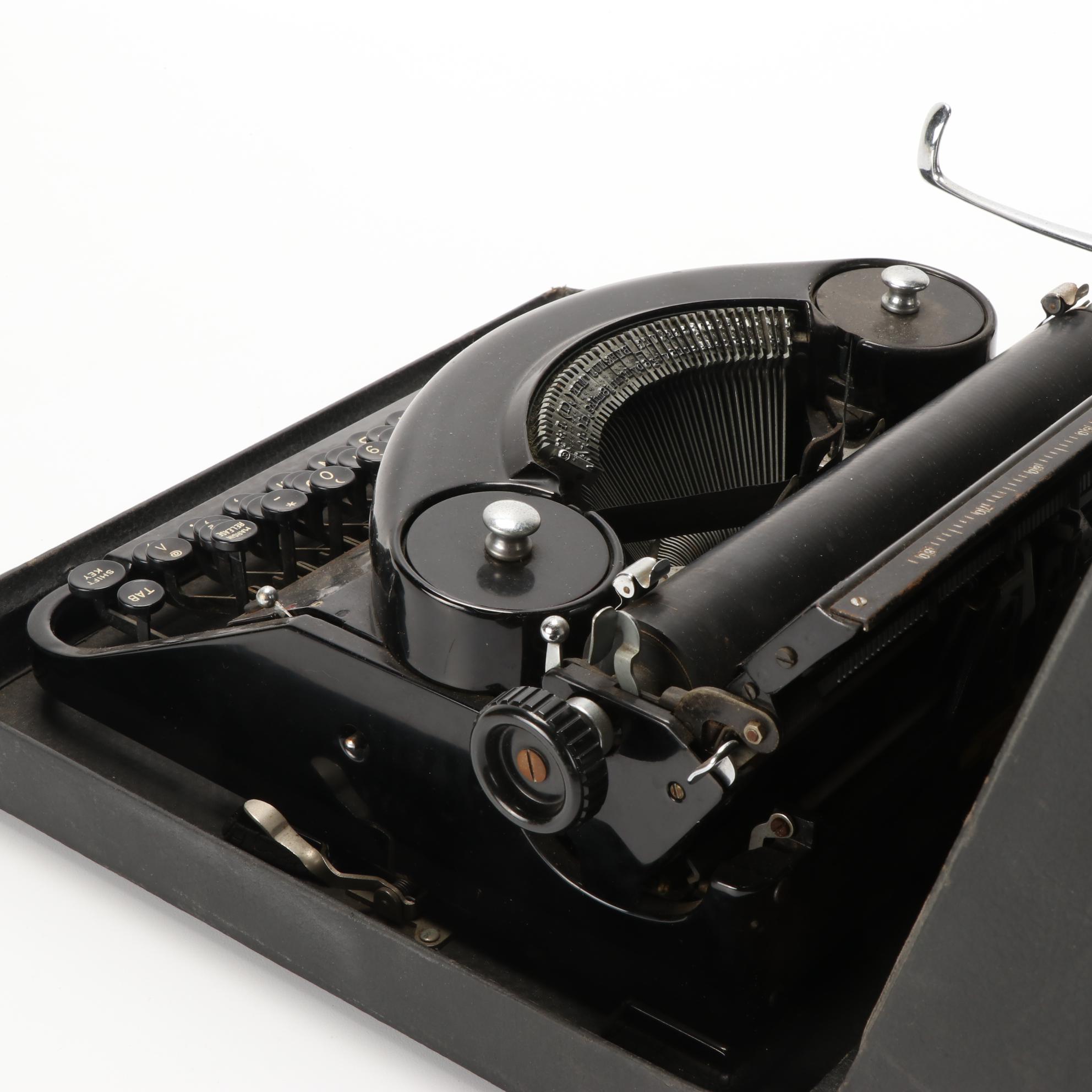 Remington Noiseless Model Seven Travel Typewriter