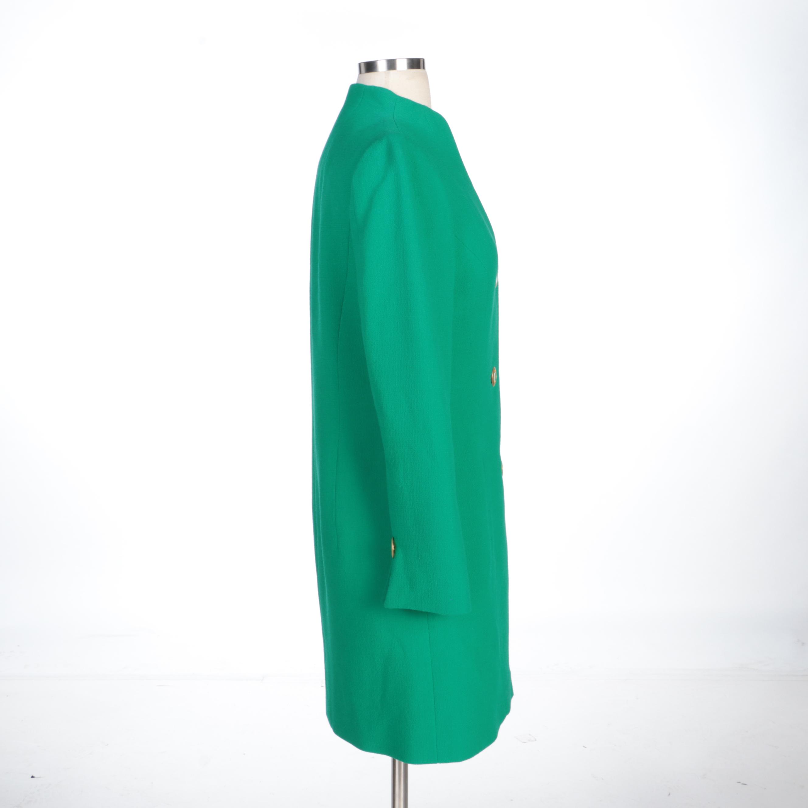 Lourdes Chavez Button-Front Long Suit Jacket in Green Wool