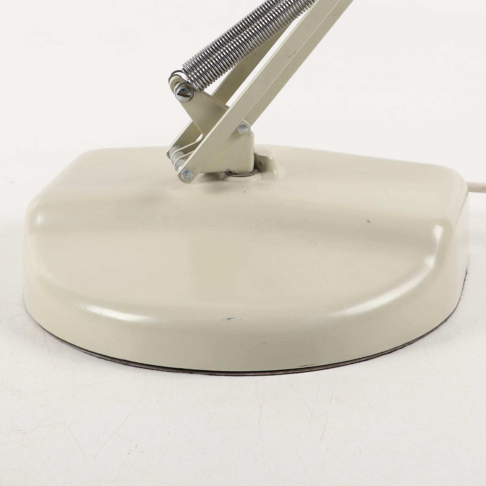 Luxo Lamp Corporation Magnifying Table Craft Lamp, Mid-20th C