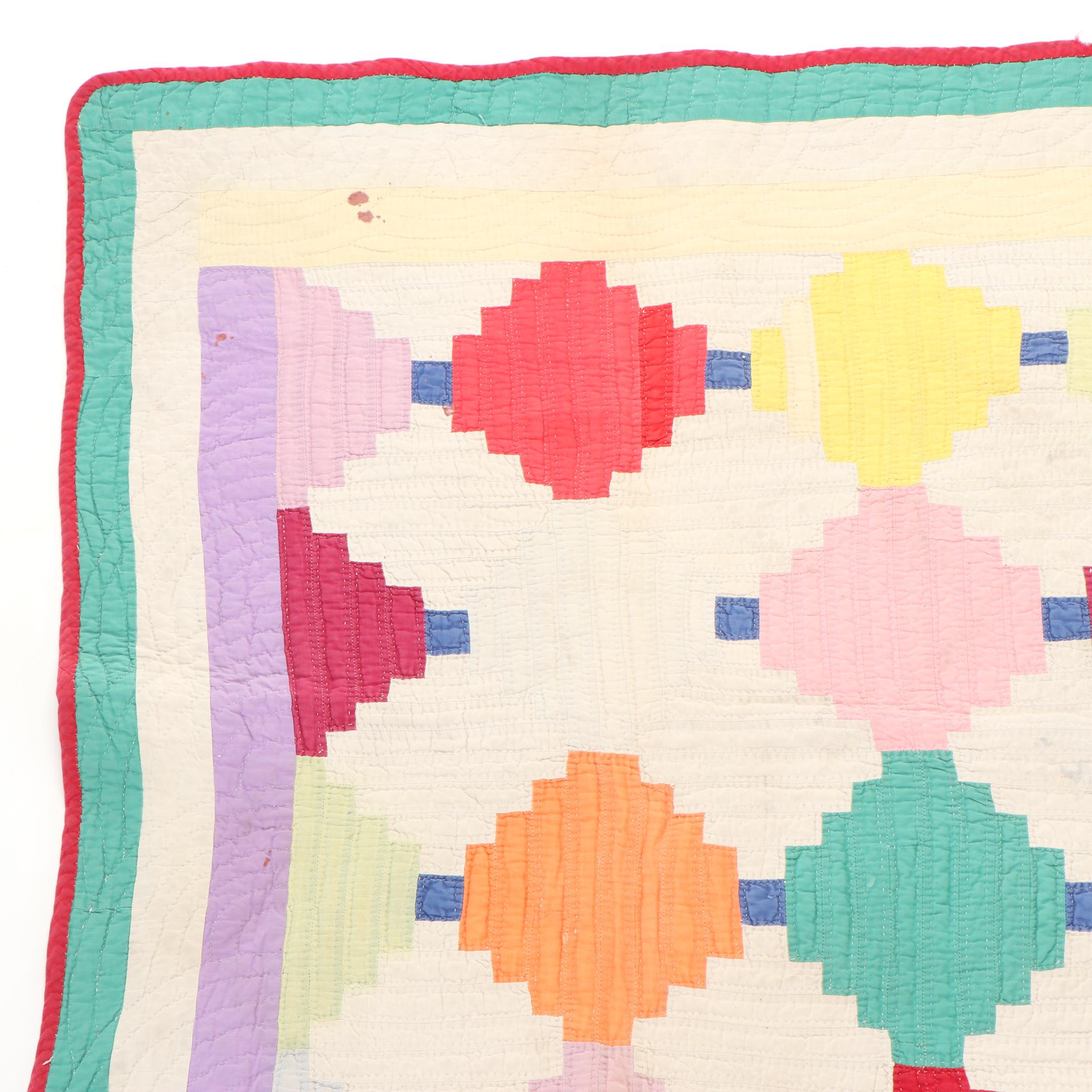 Handcrafted "Courthouse Steps Log Cabin" Pieced Feed Sack Quilt, Early 20th C.