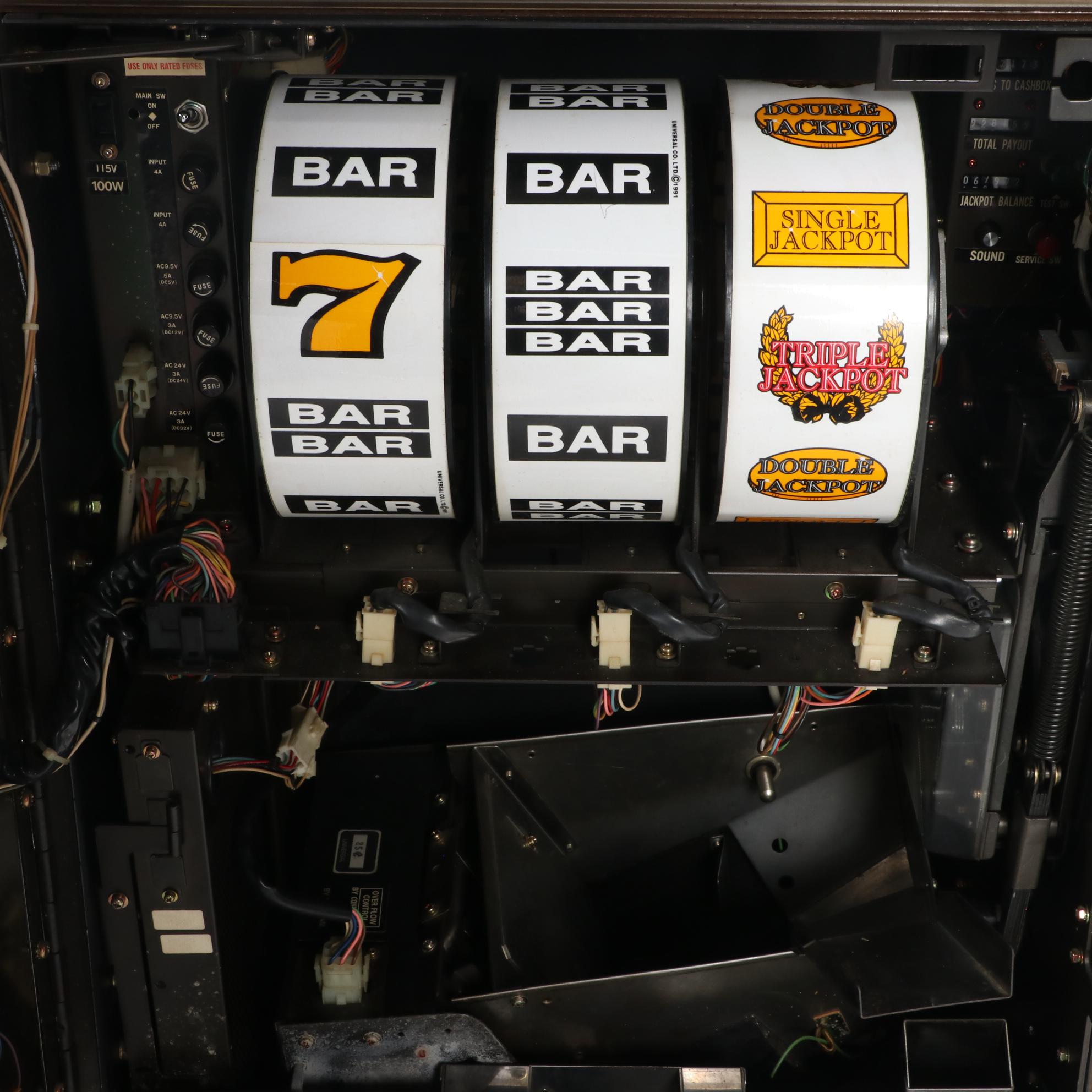 Midas Touch Electric Coin-Operated Table Top Slot Machine