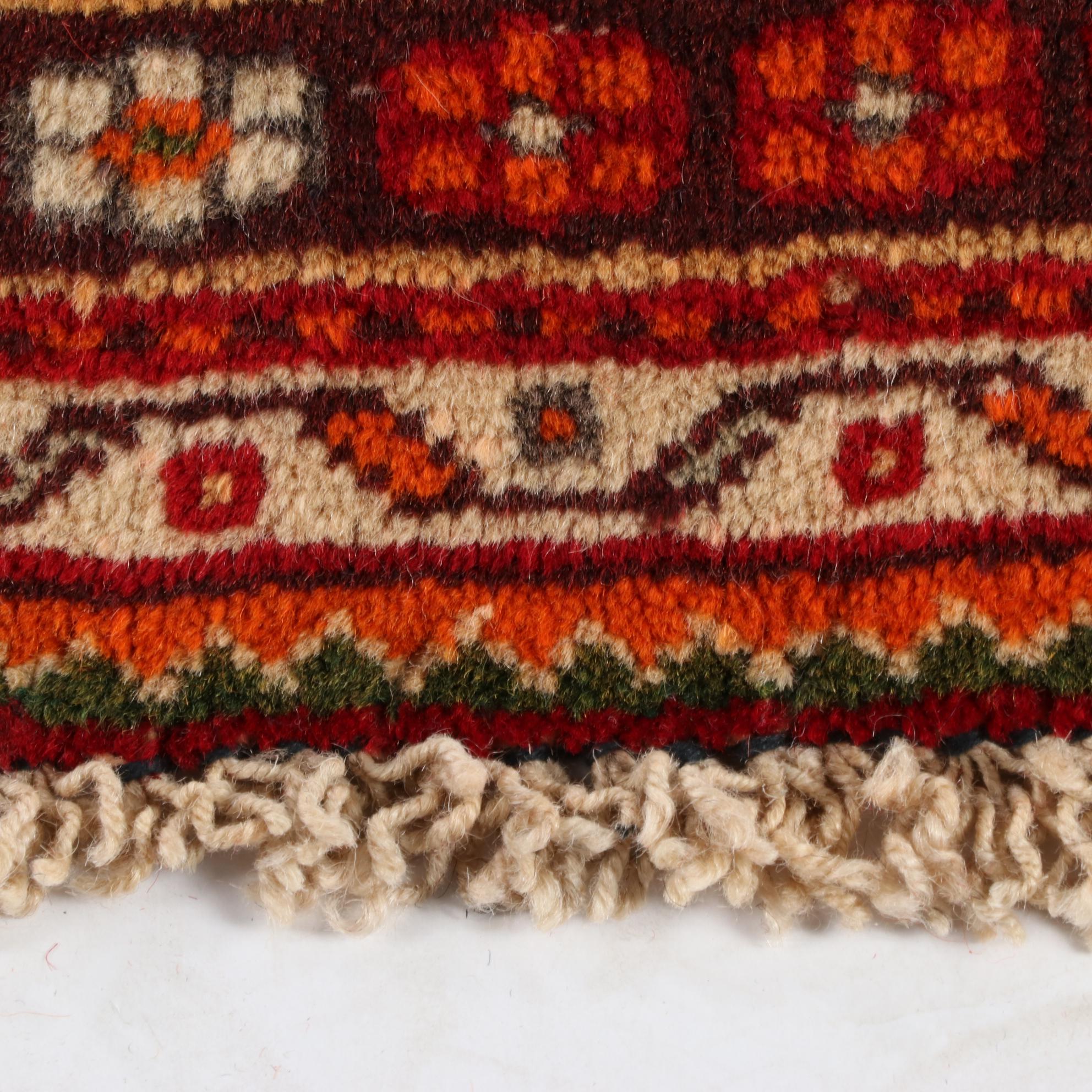 5'3 x 5'10 Hand-Knotted Persian Qashqai Wool Area Rug
