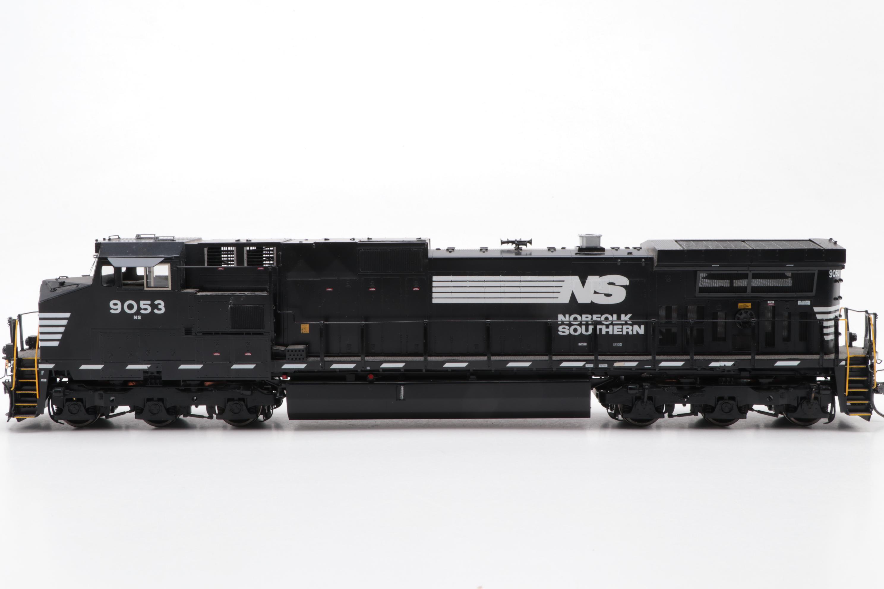 Overland Models O Scale Norfolk Southern C40-9W Locomotive