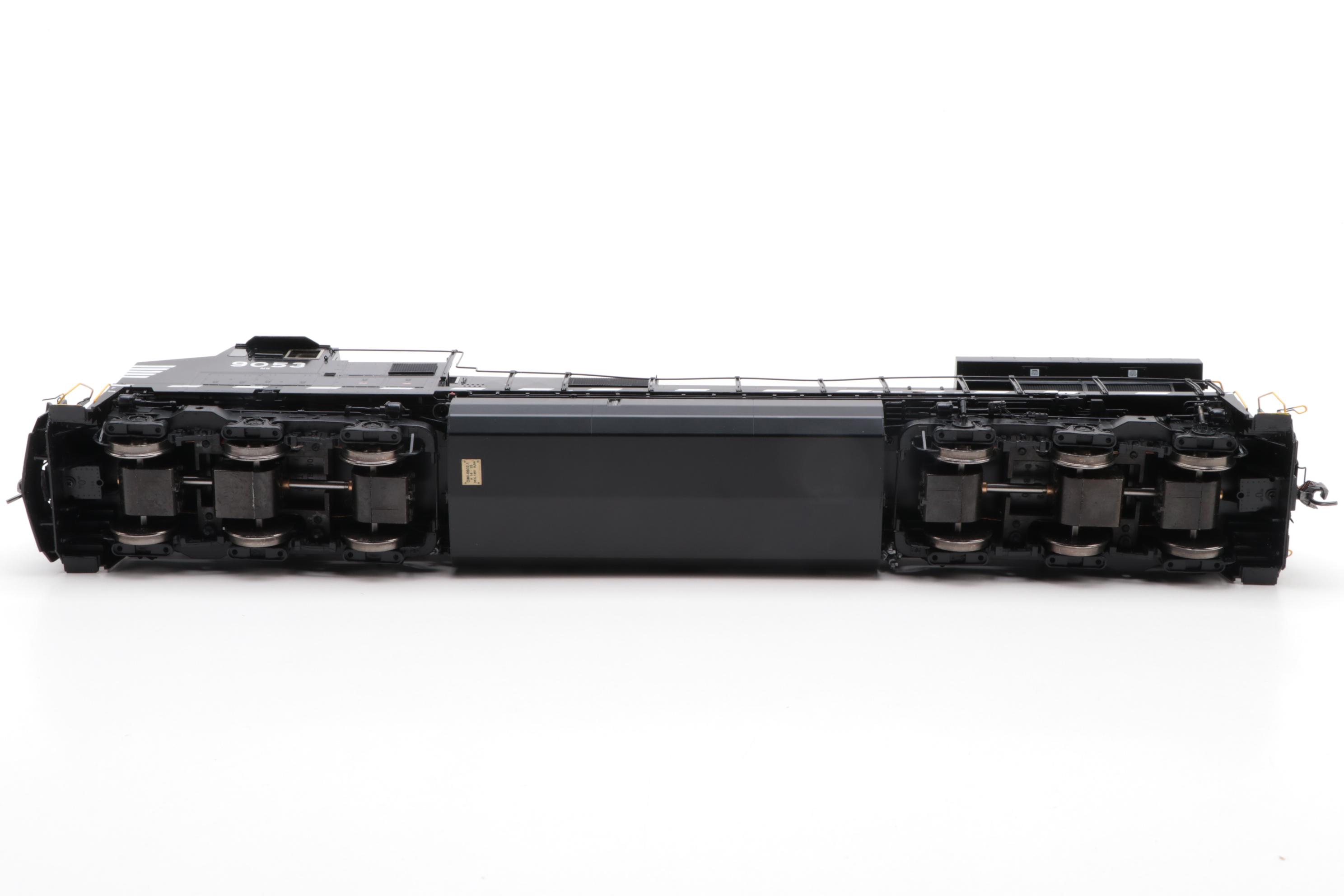 Overland Models O Scale Norfolk Southern C40-9W Locomotive