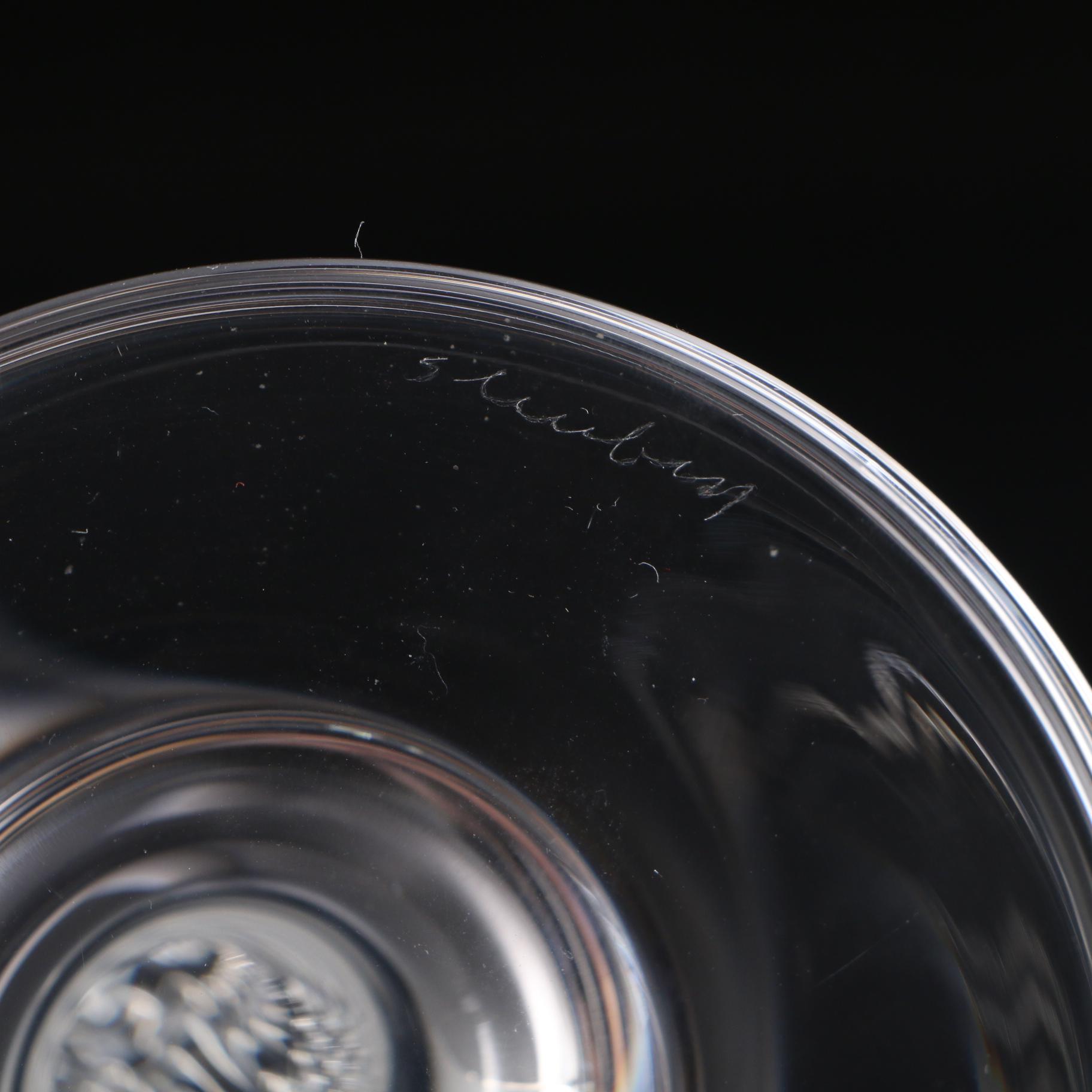 Steuben Art Glass Stork Figurine Designed by Paul Schulze, 1986