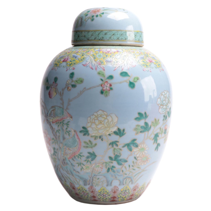 Chinese Kangxi Style Famille Rose Ginger Jar, 20th Century