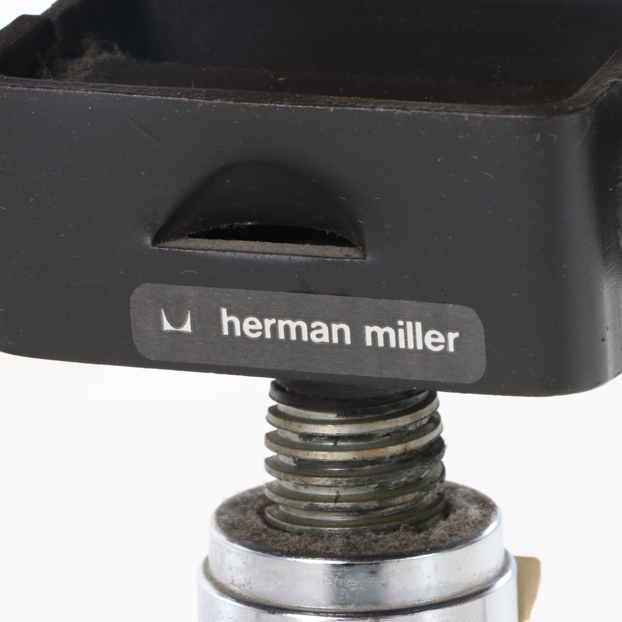 Eames for Herman Miller Soft Pad Leather Aluminum Group Desk Chair, dated 1979