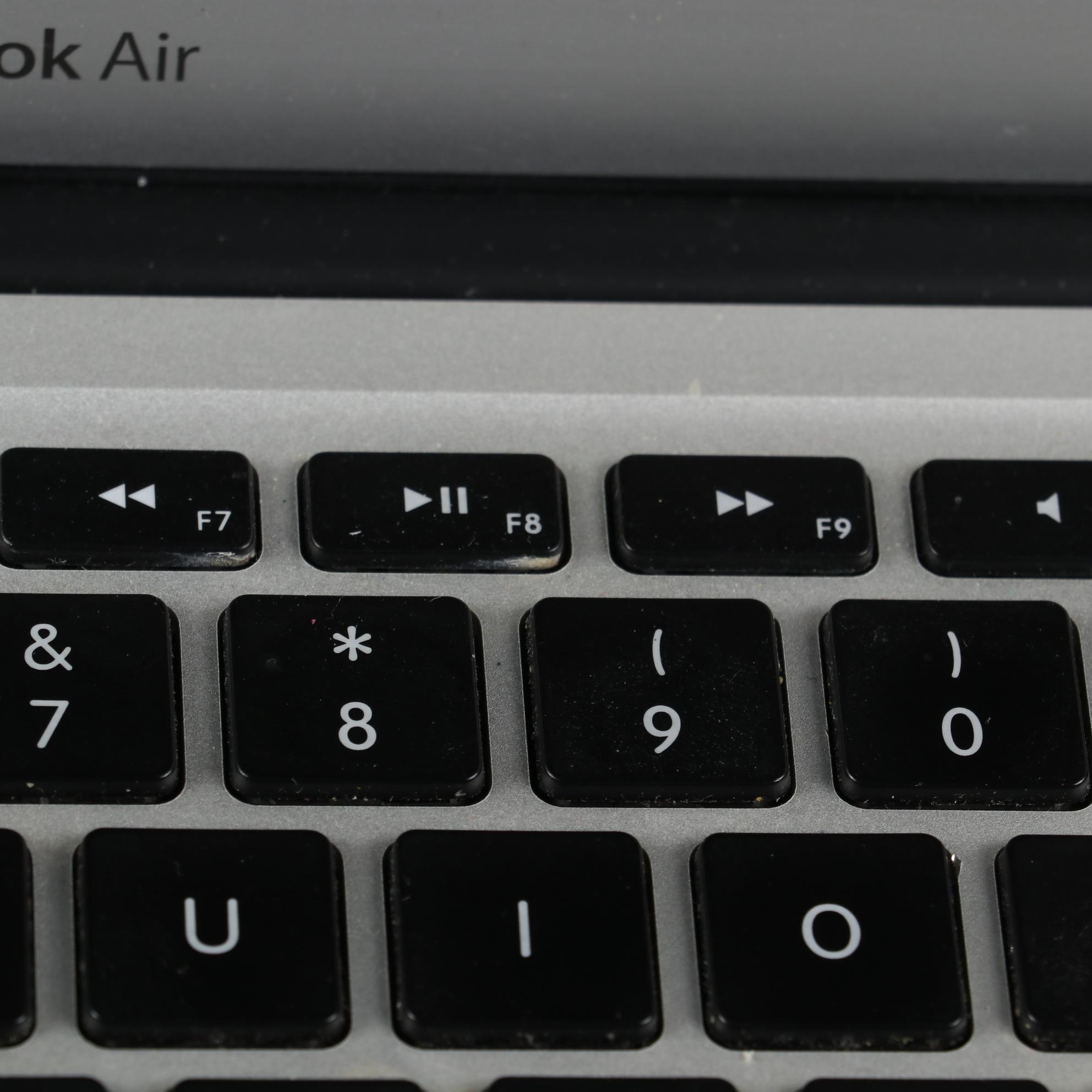 Apple 13" "Core i5" 1.8Ghz MacBook Air Laptop, Mid-2012