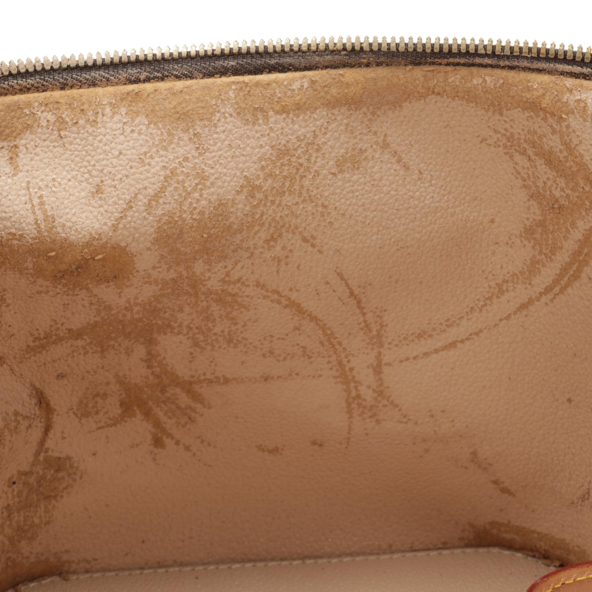 Louis Vuitton Nice Vanity Case in Monogram Canvas and Vachetta Leather