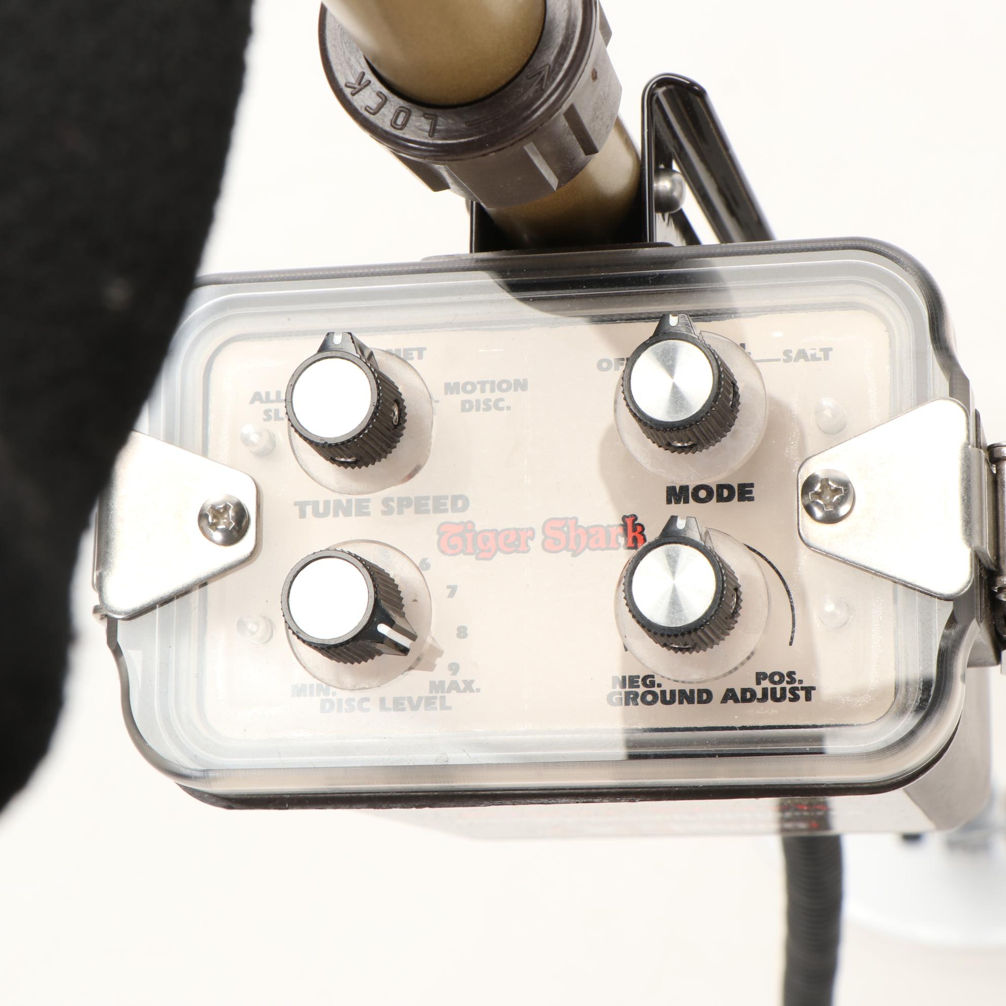 Tesoro Tiger Shark Metal Detector