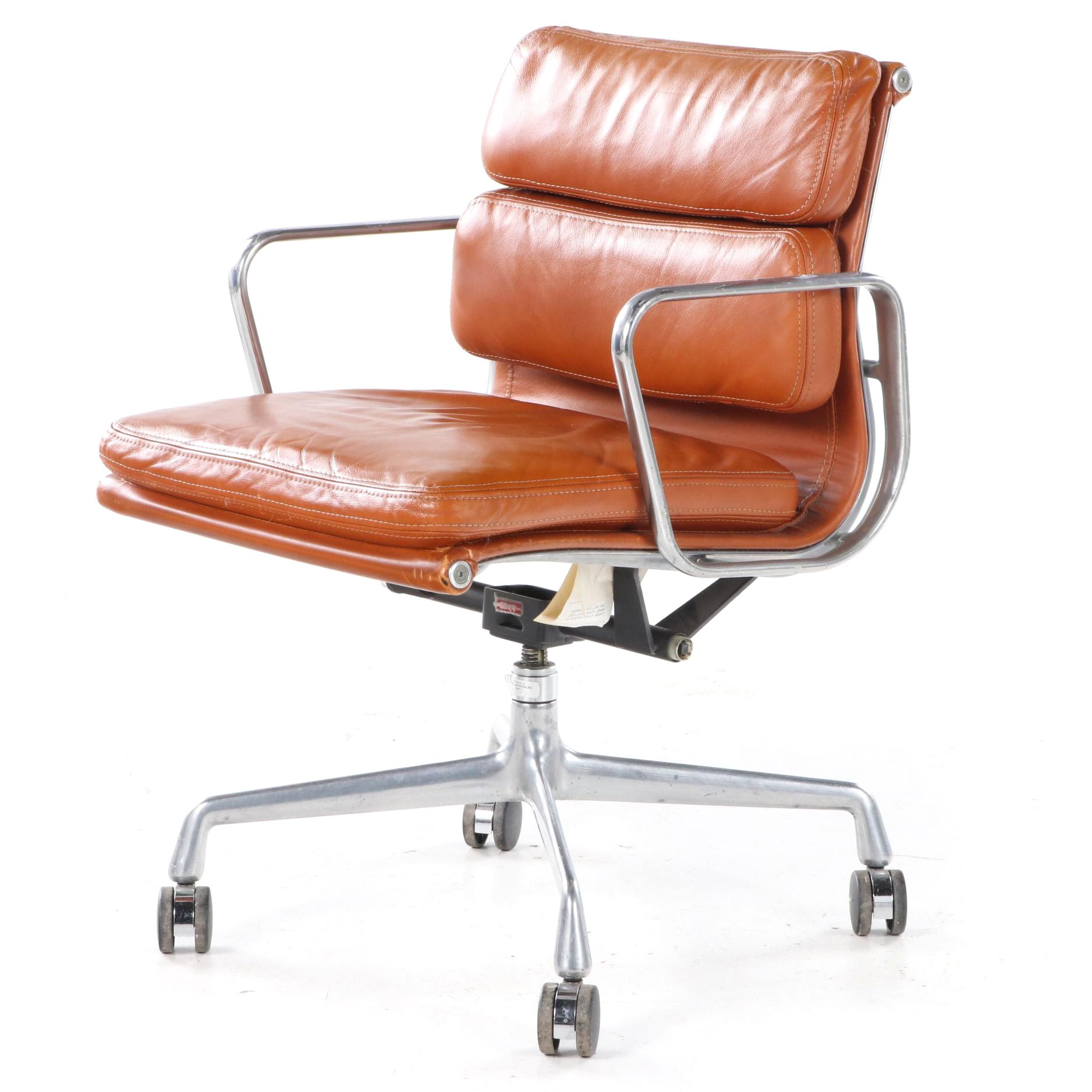 Eames for Herman Miller Soft Pad Leather Aluminum Group Desk Chair, dated 1979