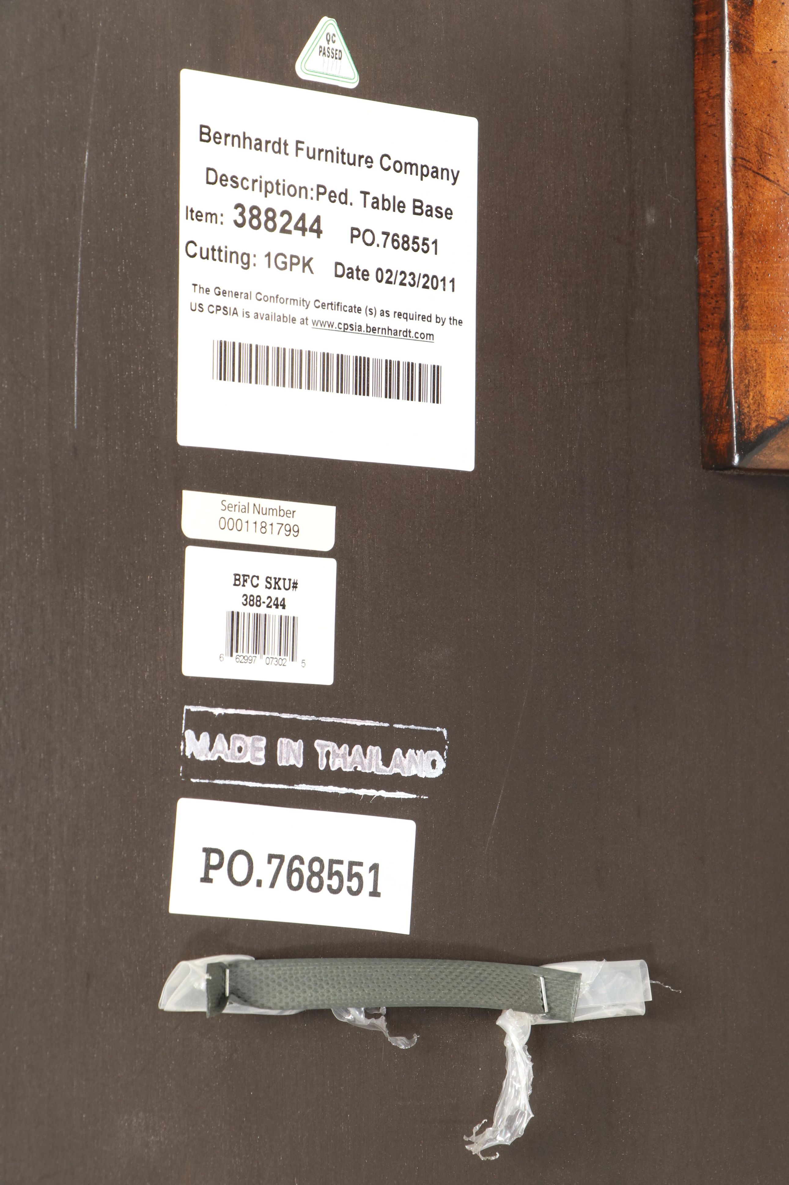 Bernhardt "Tuscan Villa" Expandable Dining Table with Eight Dining Chairs