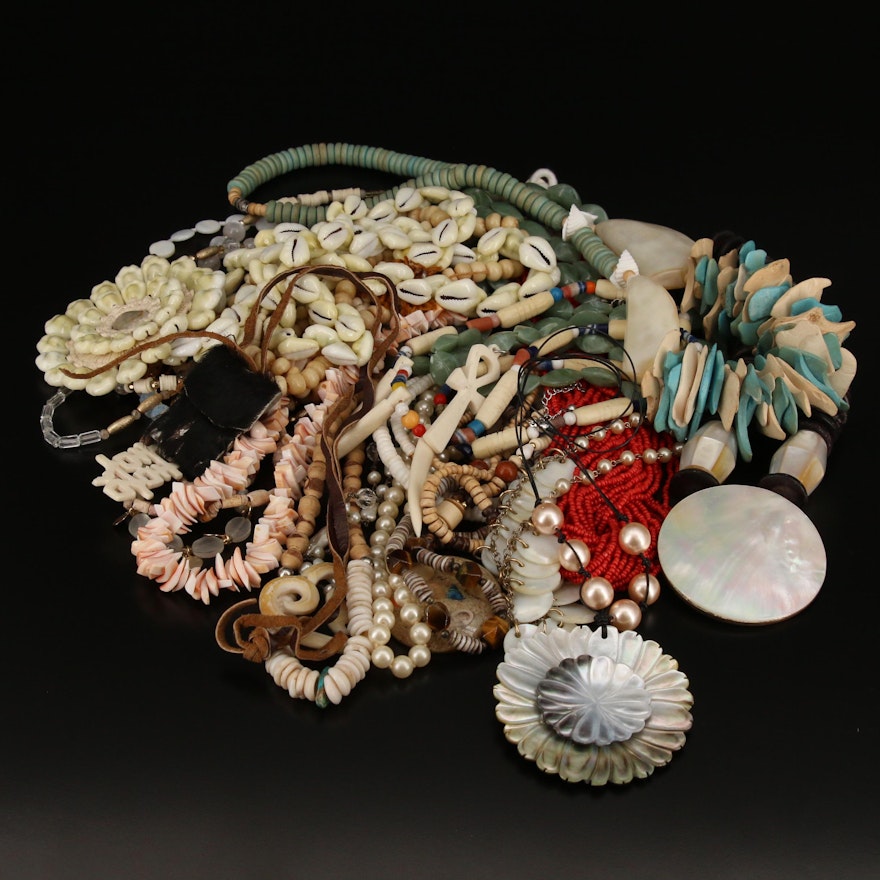 Jewelry with Mother of Pearl, Wood, Glass and Shell