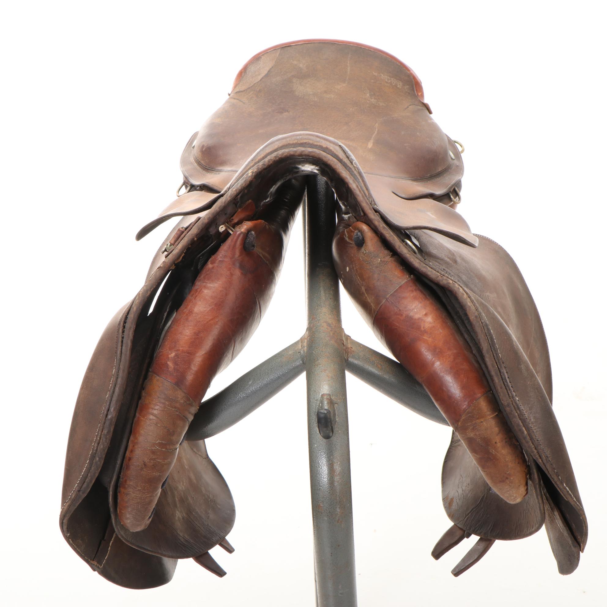 Hermès English Riding Saddle, Mid-20th Century
