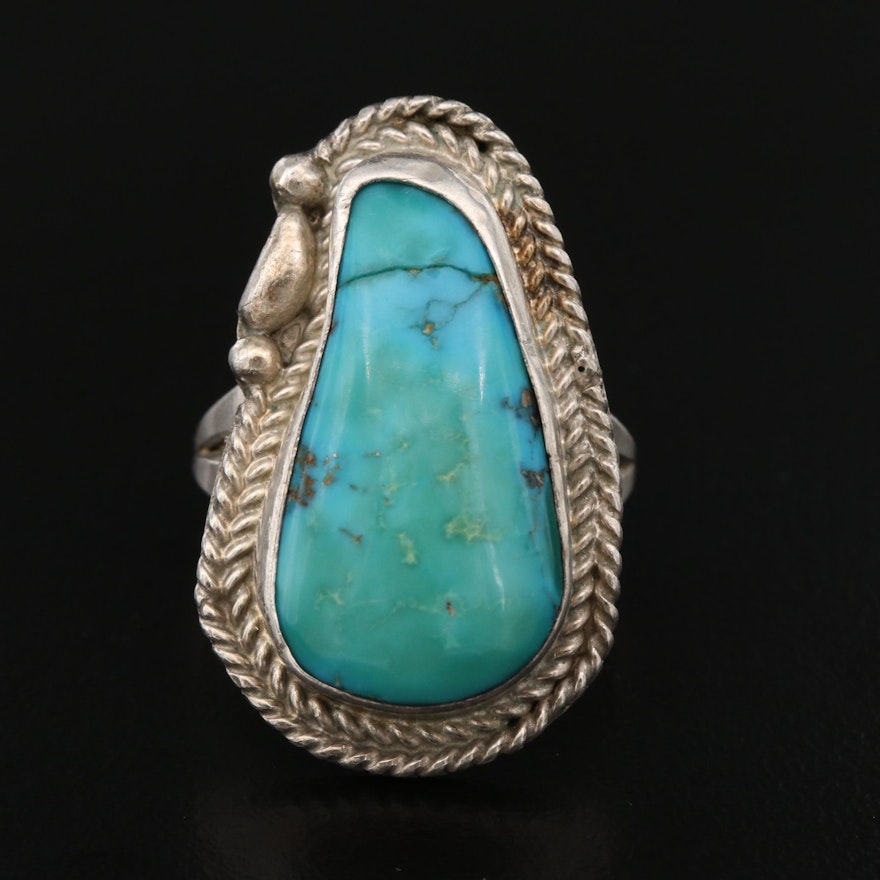 Southwestern Style Sterling Silver Turquoise Ring