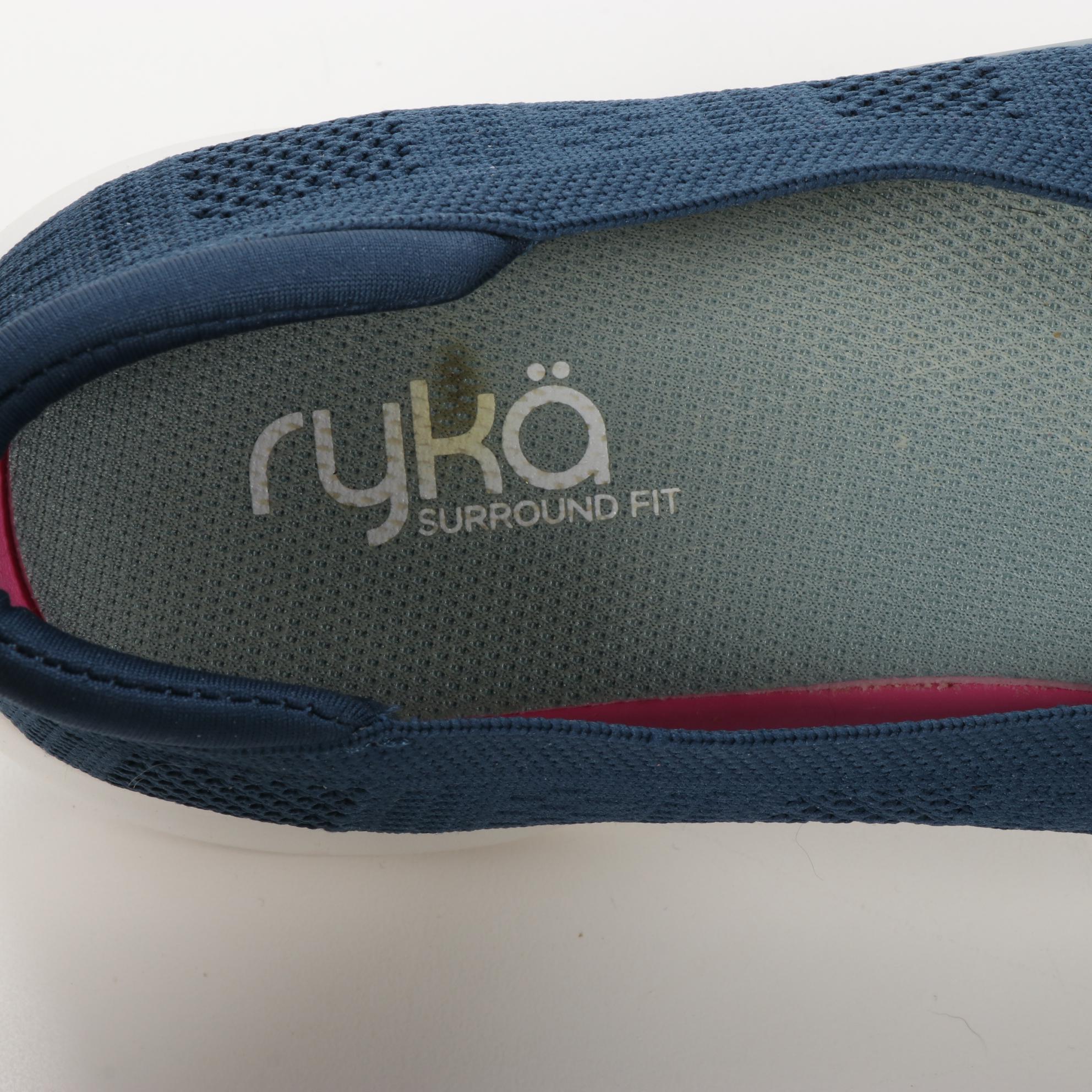 Rykä Maisey and Elia Sneakers in Vapor Grey and Fresh Navy