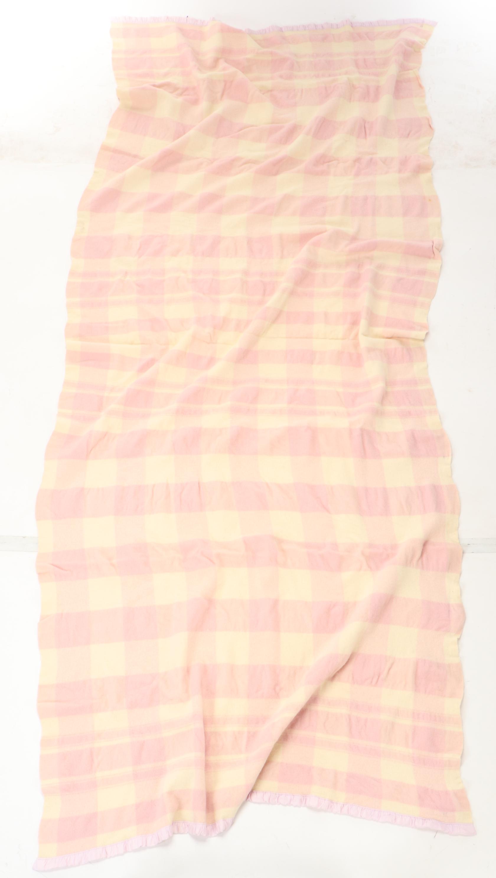 Kuenzel Mills Co. "The New Bremen Blanket" and Other Checkered Wool Blanket