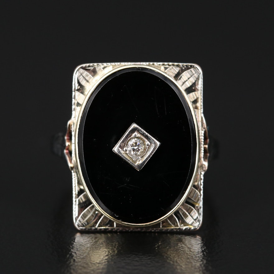 Vintage 10K Diamond and Black Onyx Ring
