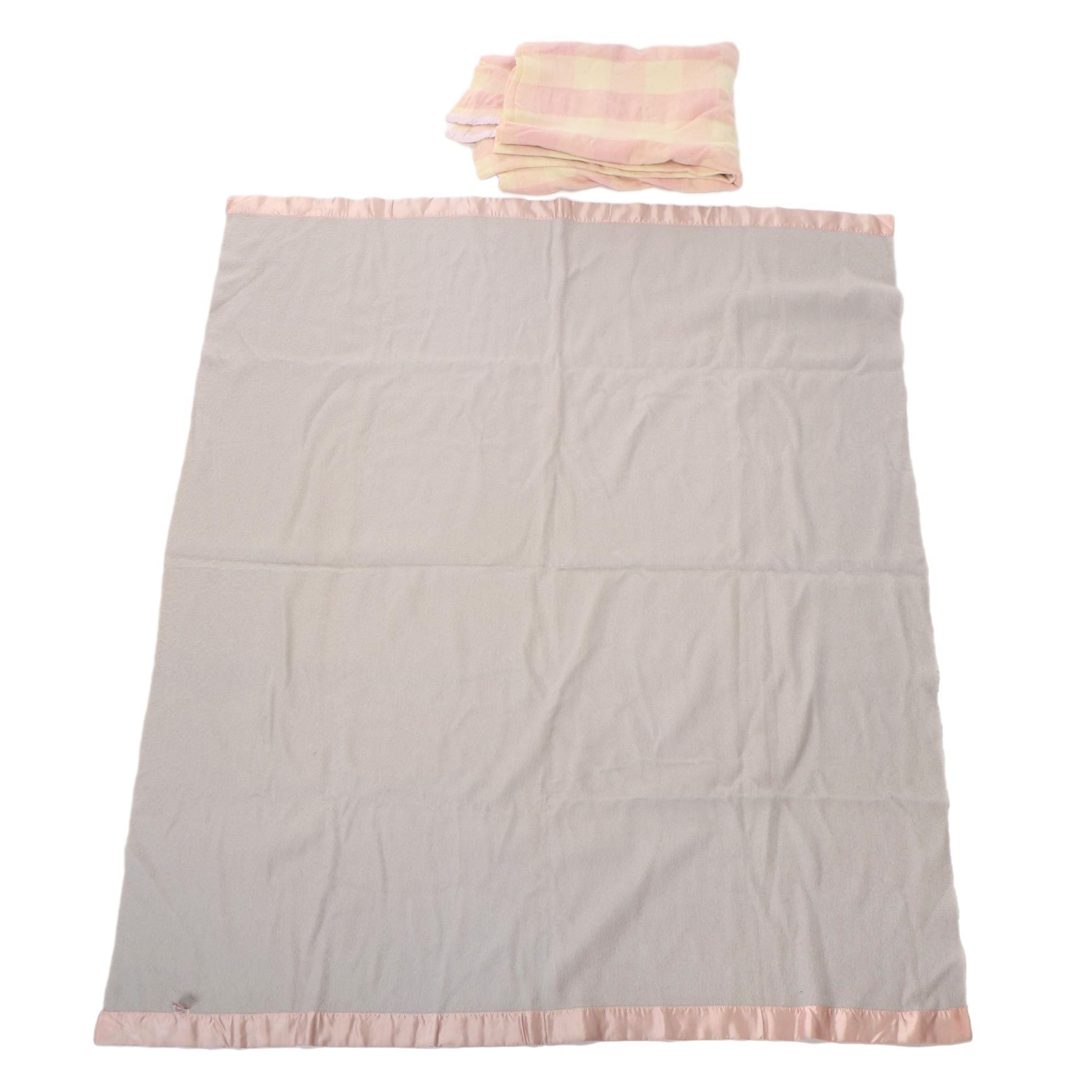 Kuenzel Mills Co. "The New Bremen Blanket" and Other Checkered Wool Blanket