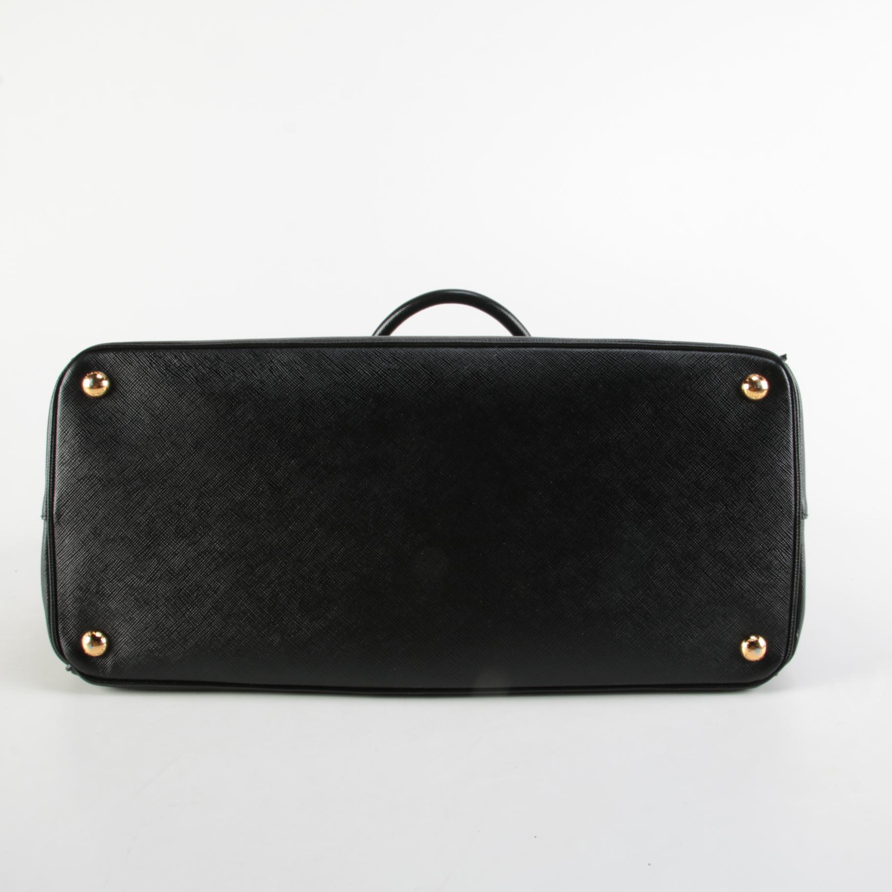 Prada Saffiano Lux Medium Shopping Tote In Black Leather