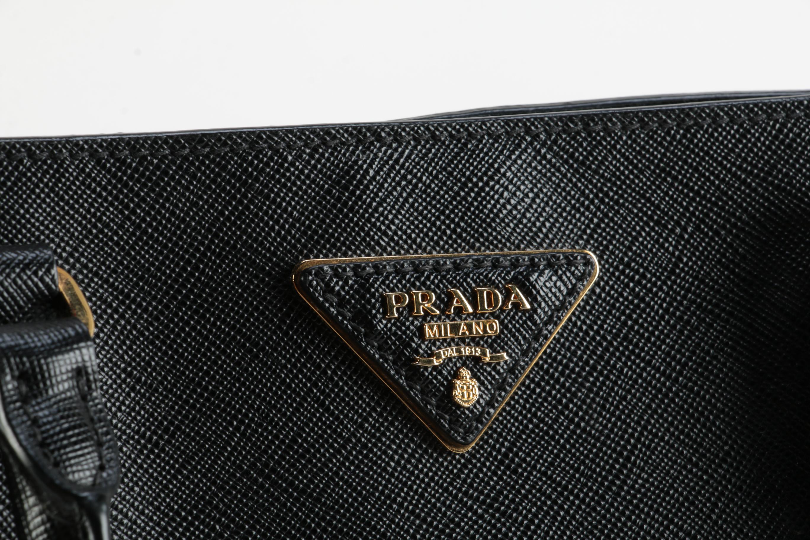 Prada Saffiano Lux Medium Shopping Tote In Black Leather