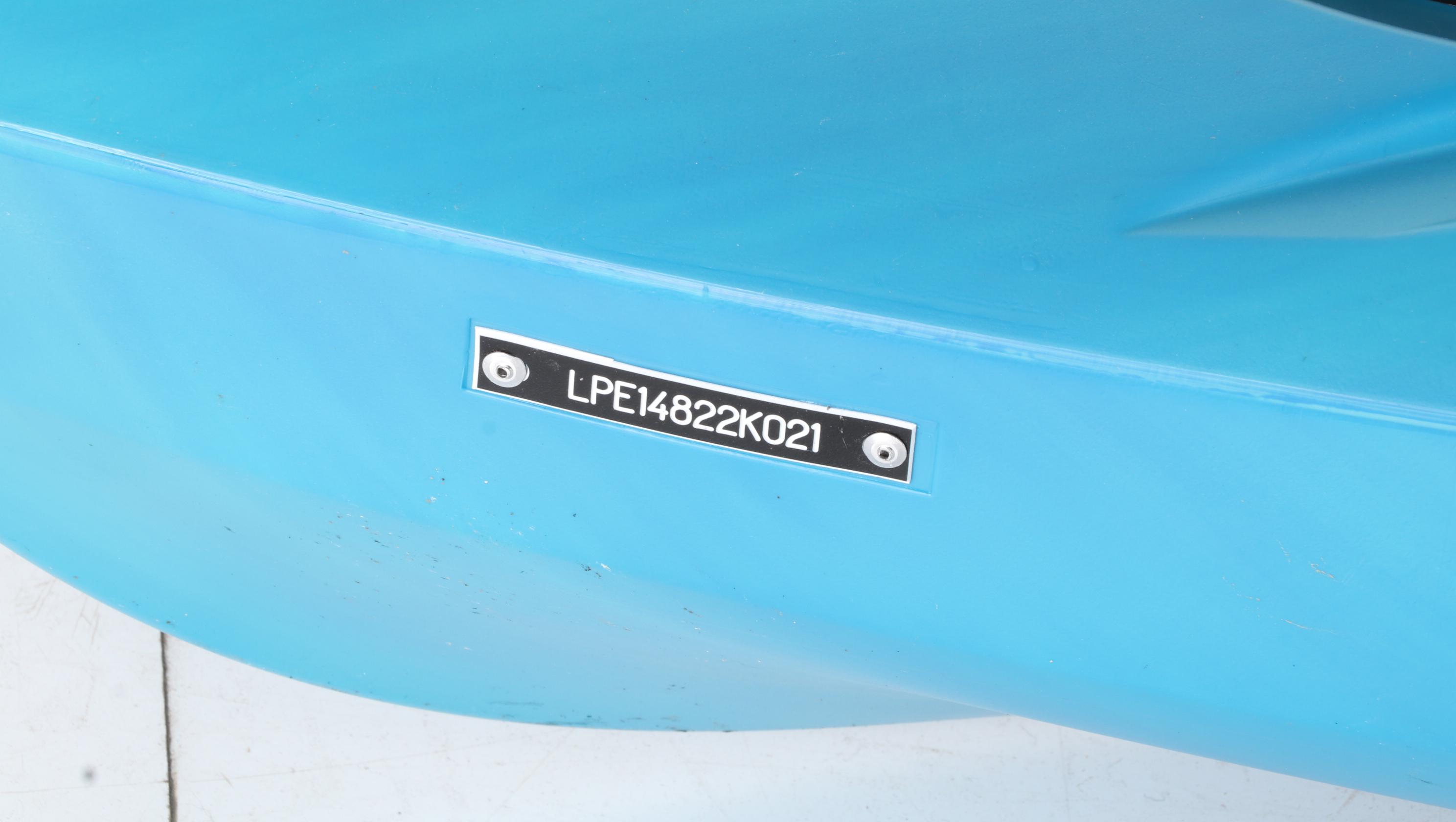 Lifetime "Guster 100" 10' Sit-In Kayak with Paddle