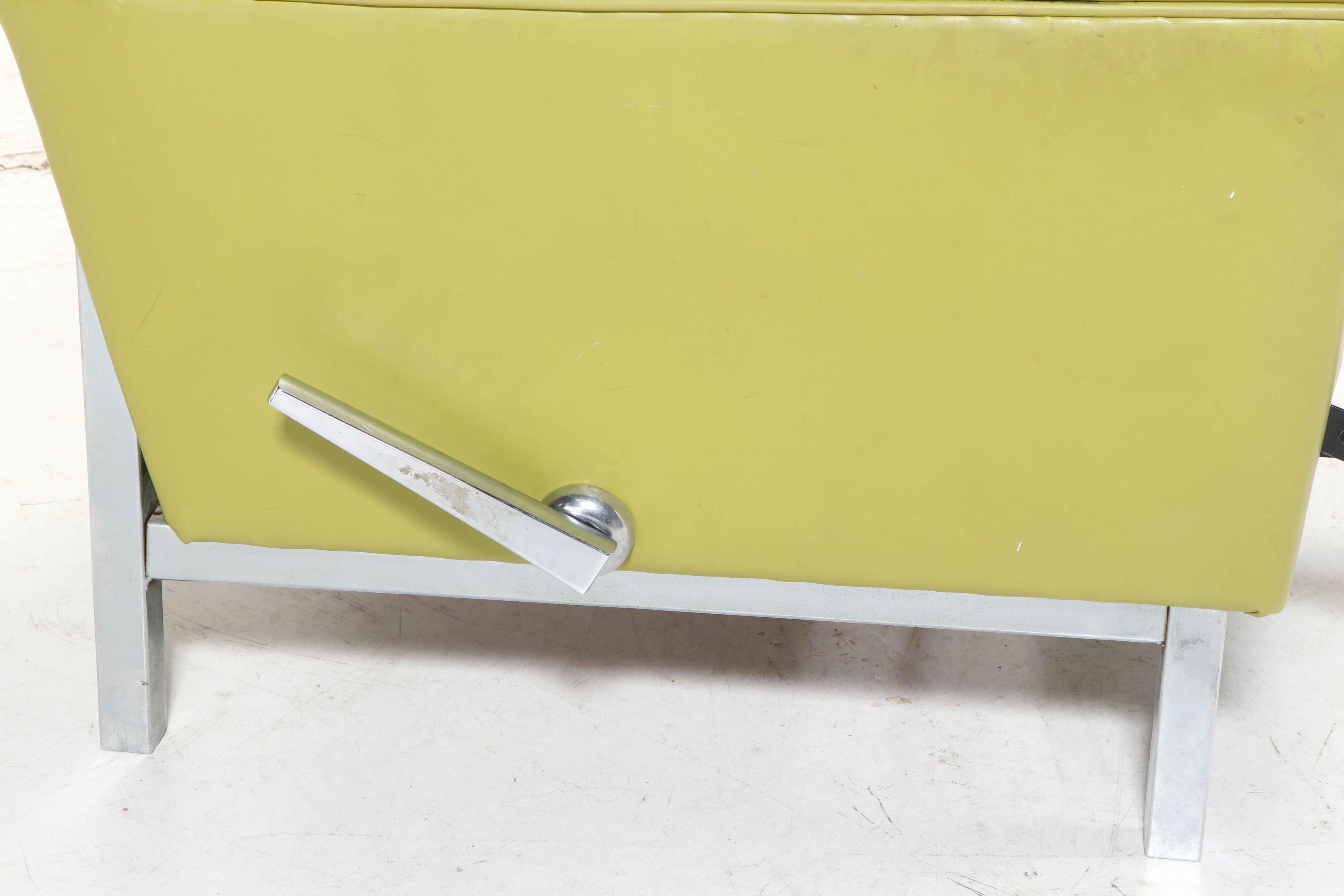 La-Z-Boy Modernist Button-Tufted Green Vinyl and Chrome Recliner, circa 1972