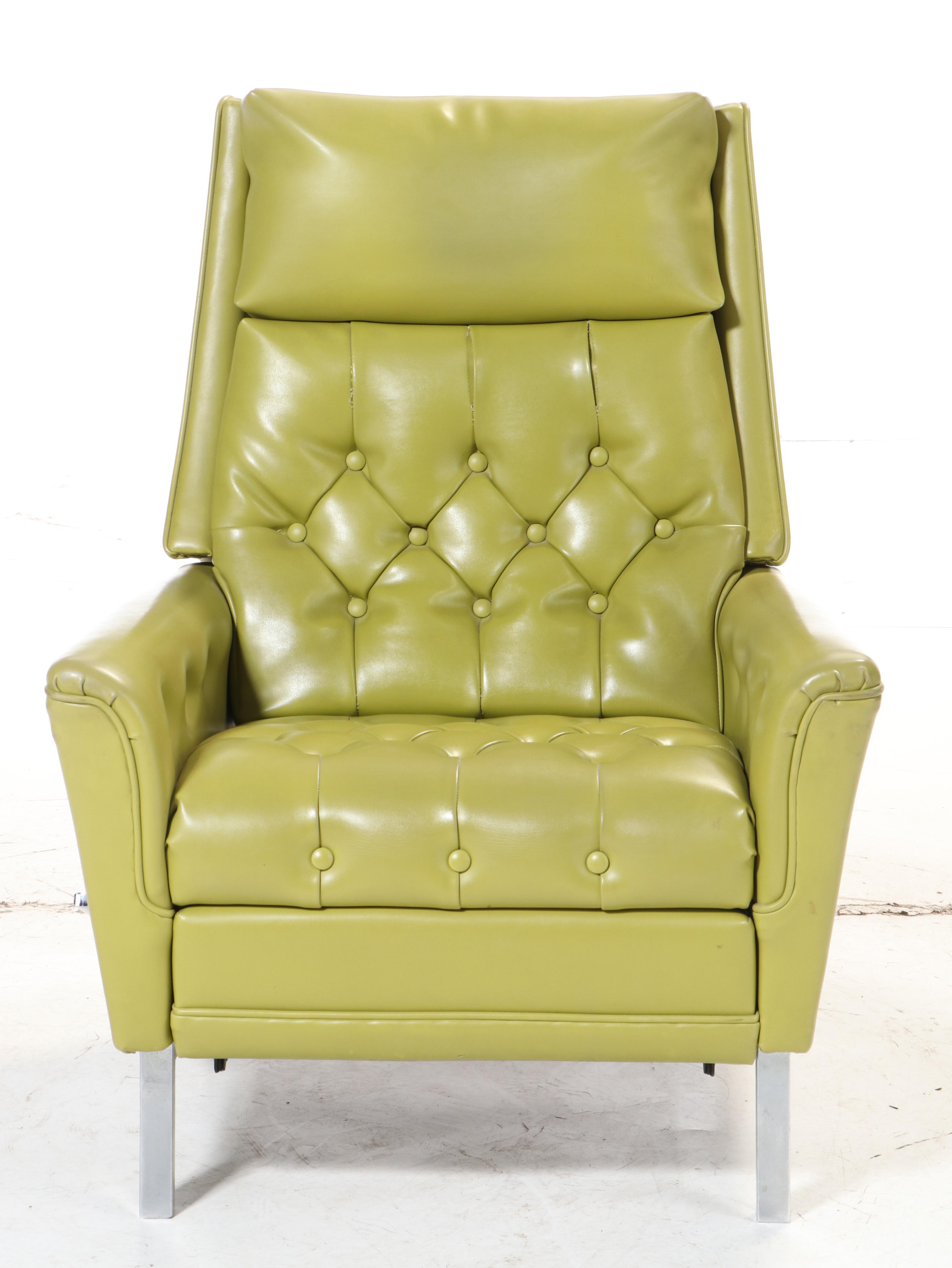 La-Z-Boy Modernist Button-Tufted Green Vinyl and Chrome Recliner, circa 1972