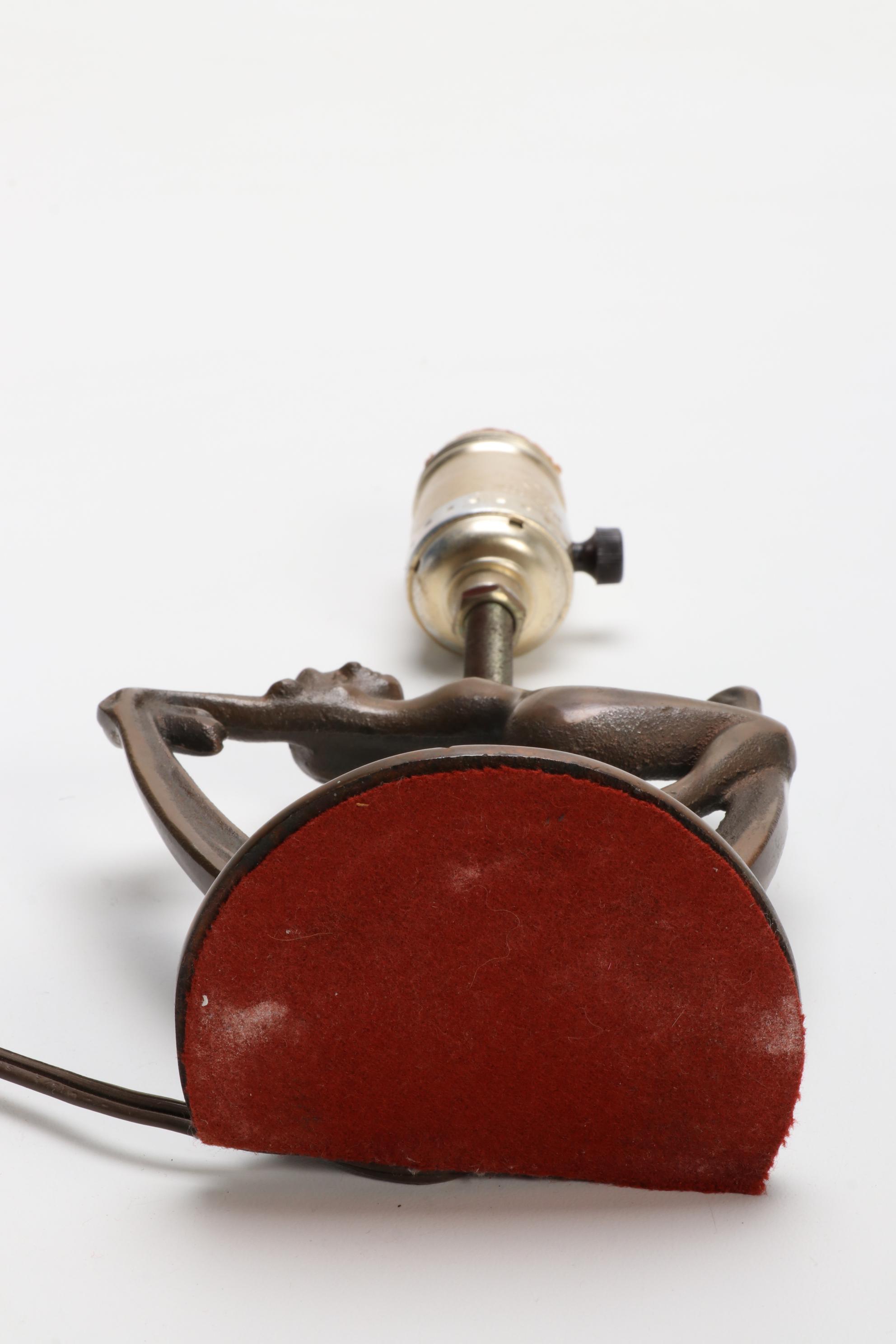 Art Deco Bronze Nude Lady Boudoir Lamp, Early to Mid 20th Century