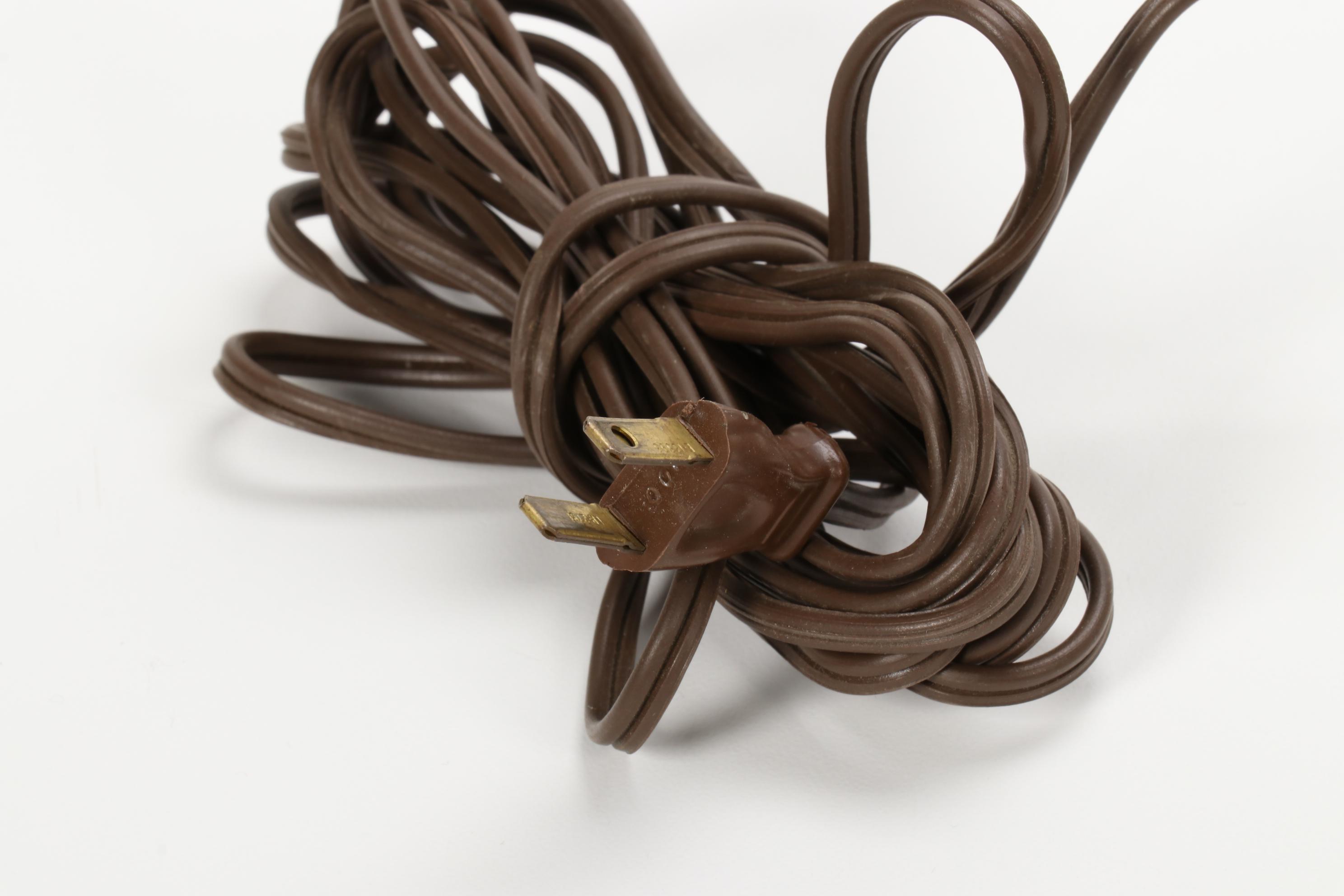 Art Deco Bronze Nude Lady Boudoir Lamp, Early to Mid 20th Century