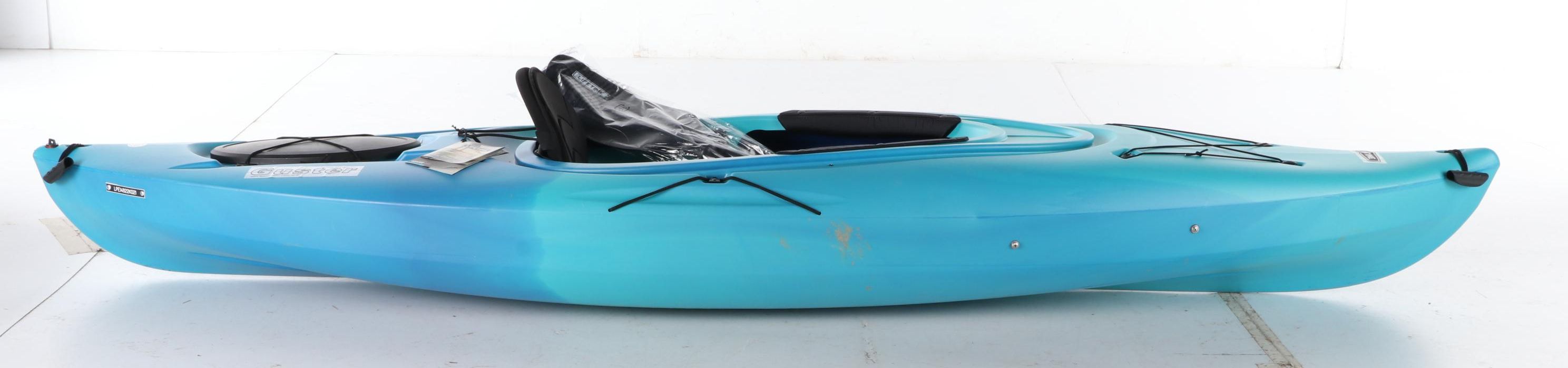 Lifetime "Guster 100" 10' Sit-In Kayak with Paddle