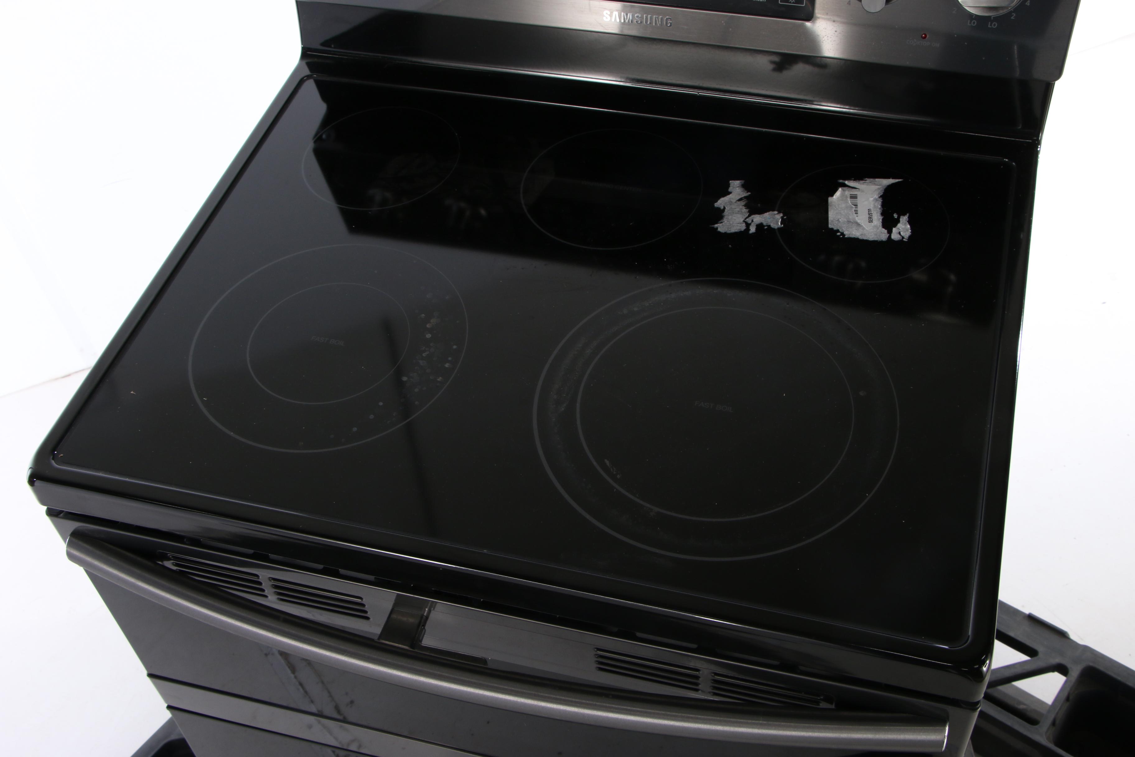 Samsung Black Stainless Steel 5.9 Cu. Ft. Freestanding Range with Flex Duo™ Door