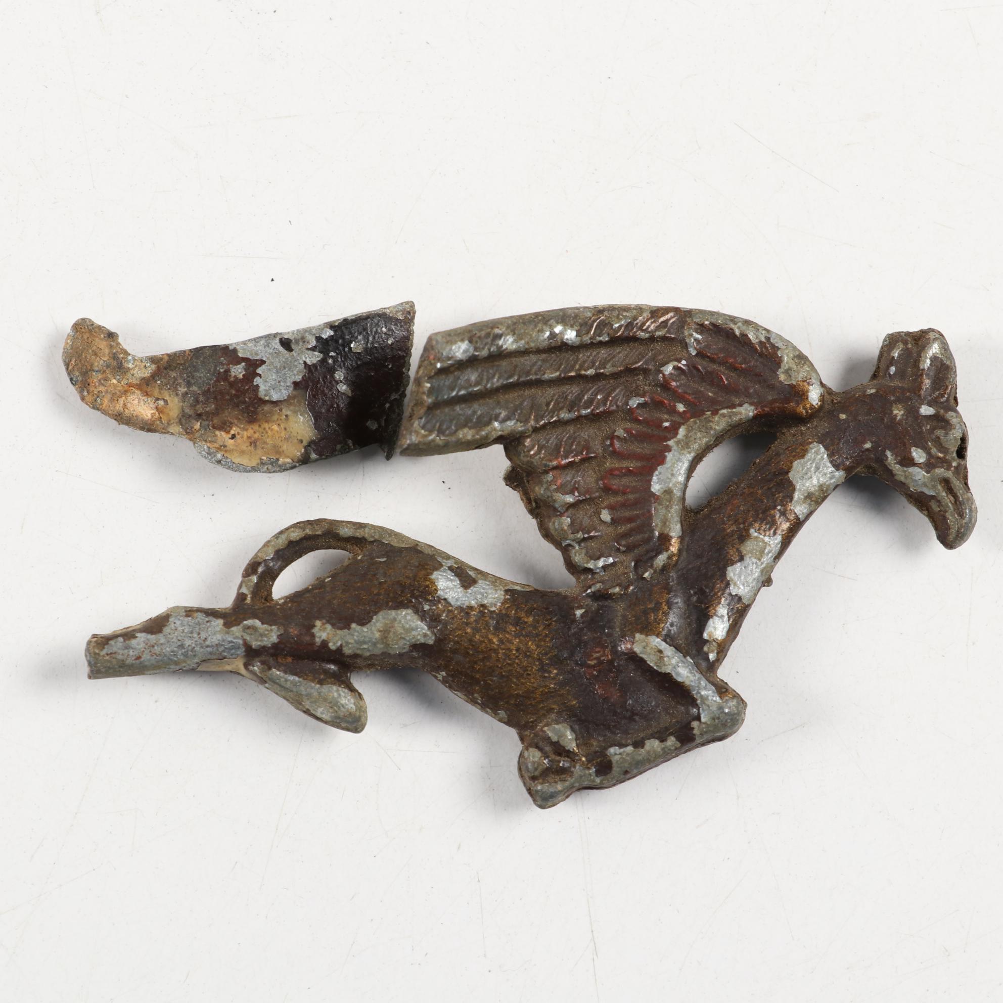 Miller Lamp Co. "Griffin" Style Epergne Table Lamp, Early 20th Century