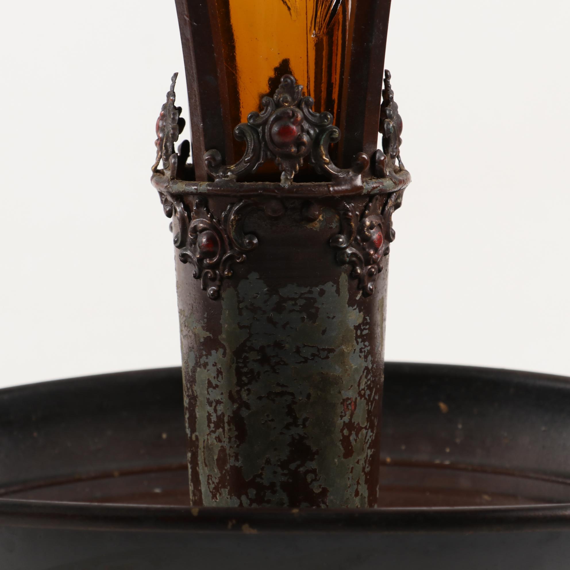 Miller Lamp Co. "Griffin" Style Epergne Table Lamp, Early 20th Century