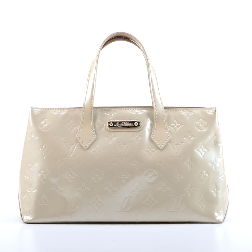 Louis Vuitton Wilshire PM Bag in Perle Monogram Vernis