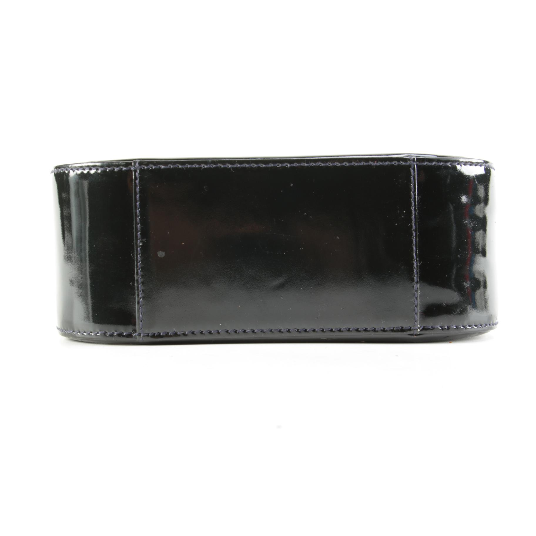 Gucci Black Patent Leather Handbag with White Interlocking GG Logo