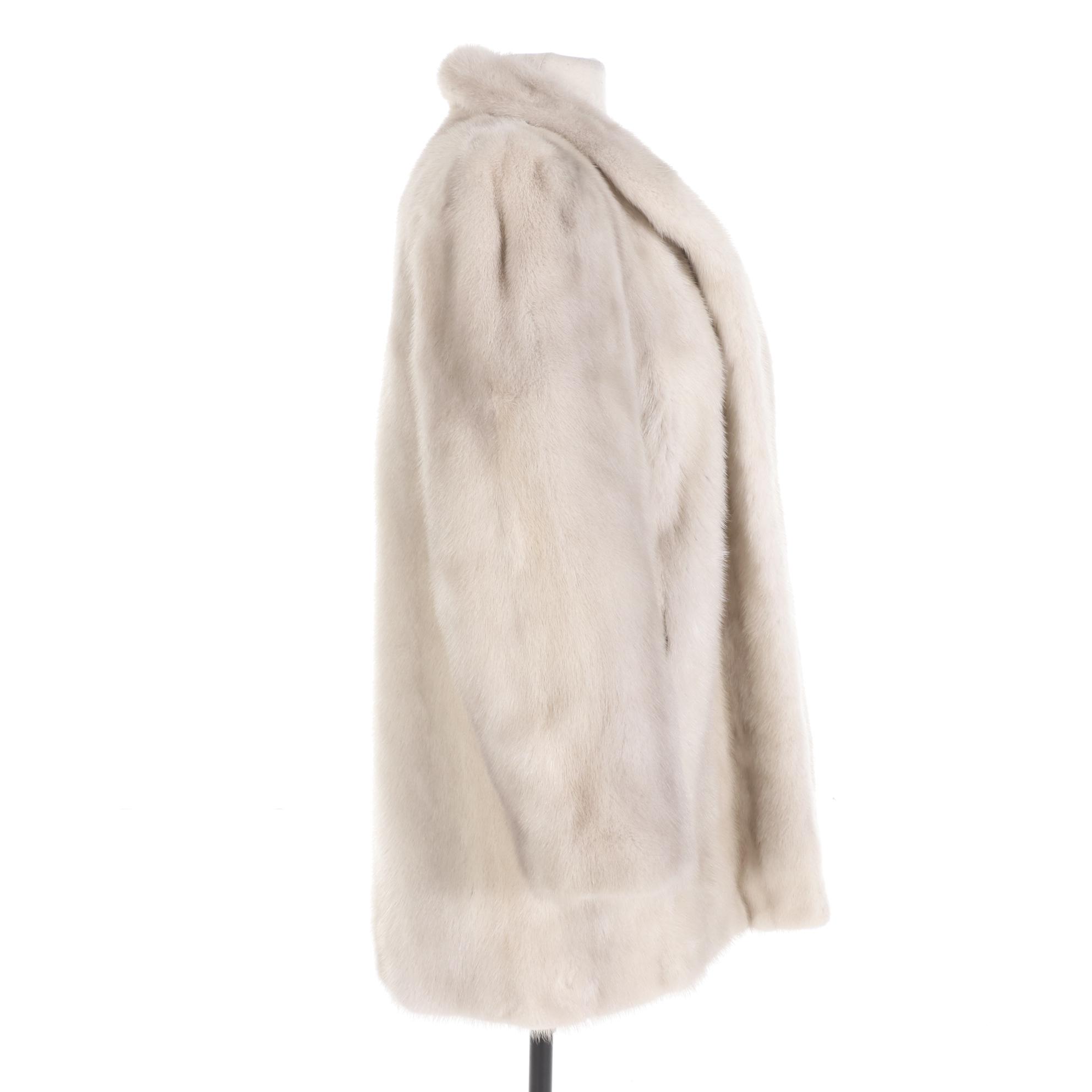 Blue Iris Mink Fur Stroller, Mid to Late 20th C.