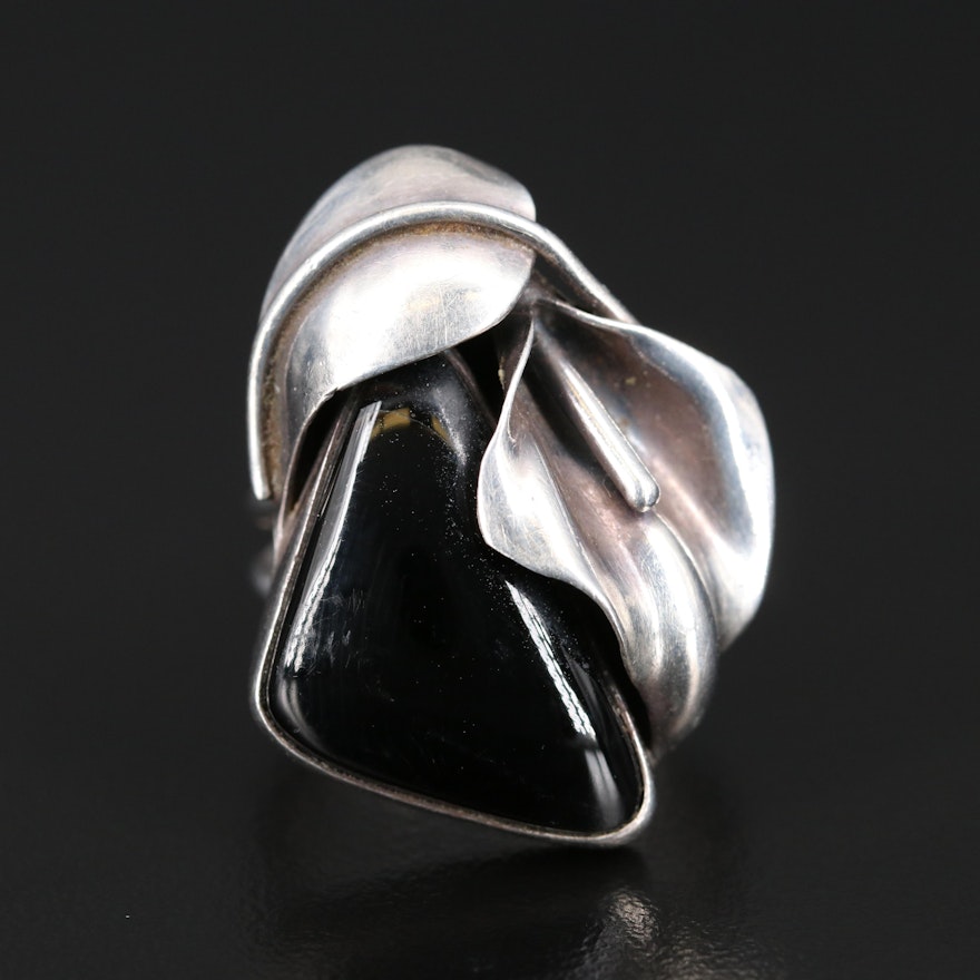 Sterling Silver Black Onyx Floral Ring